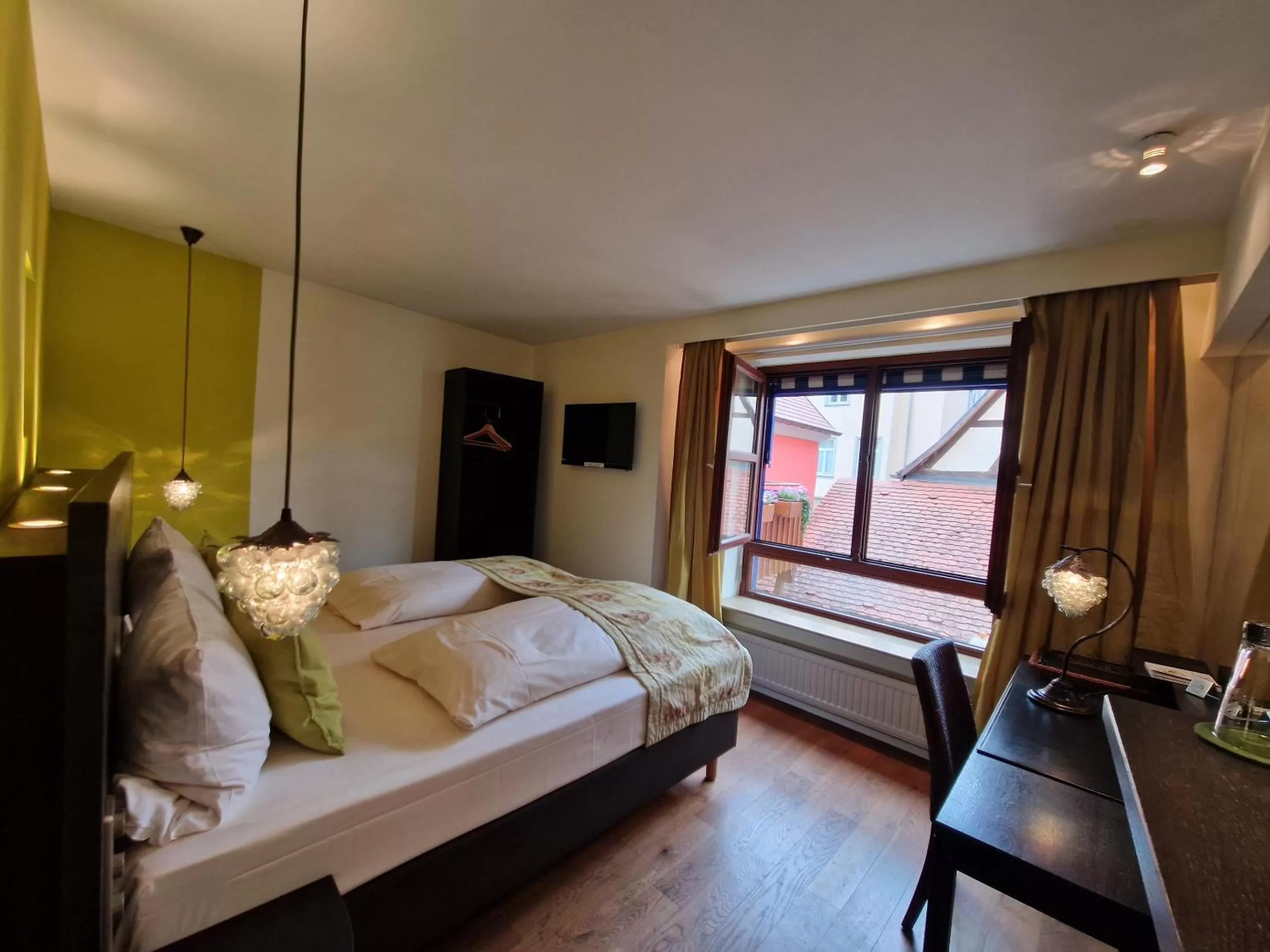 Bed in Laurentius Boutique-Hotel & Restaurant