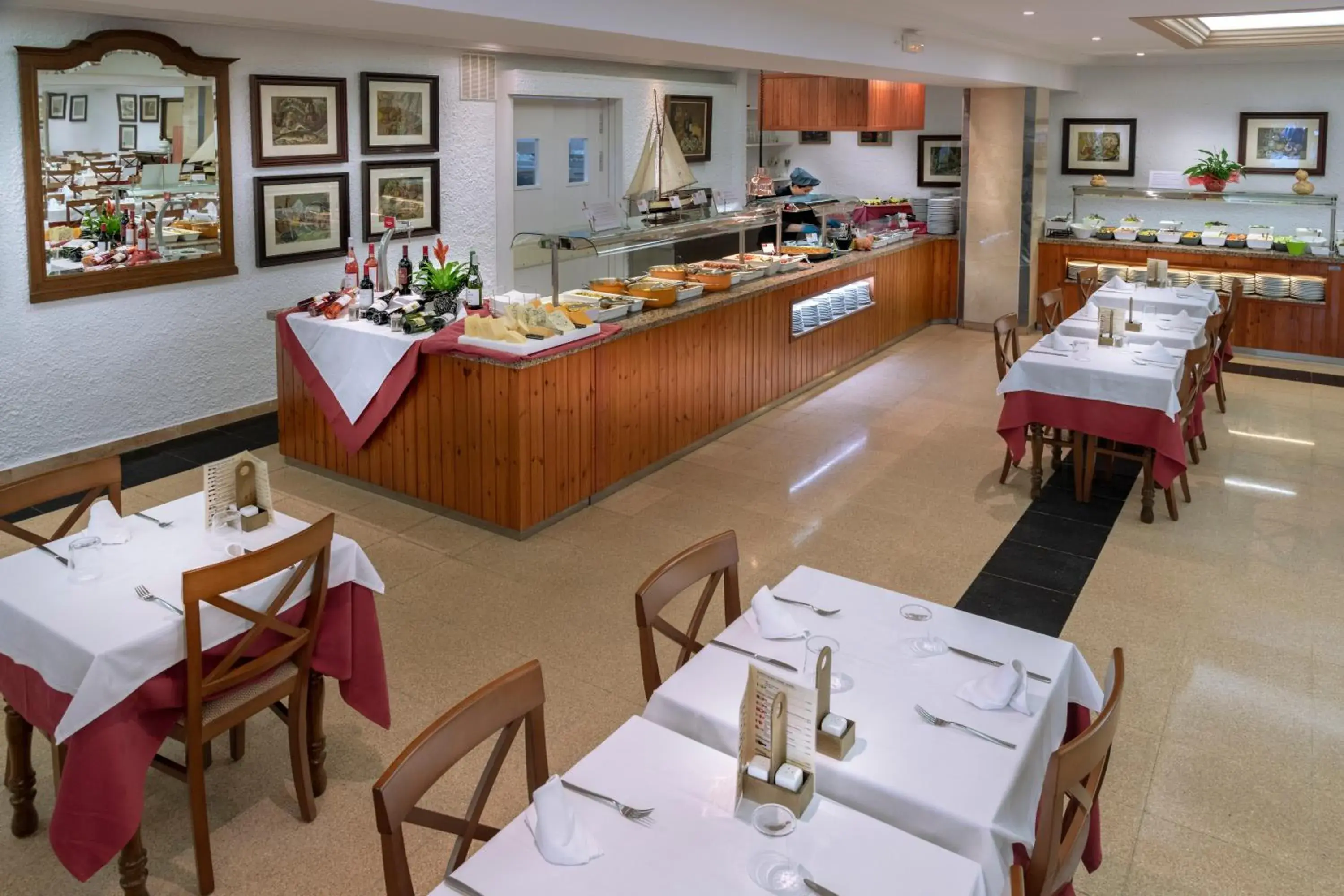 Restaurant/places to eat in Hotel GHT Neptuno-Tossa & Venus SPA Restaurant/places to eat in Hotel GHT Neptuno-Tossa & Venus SPA