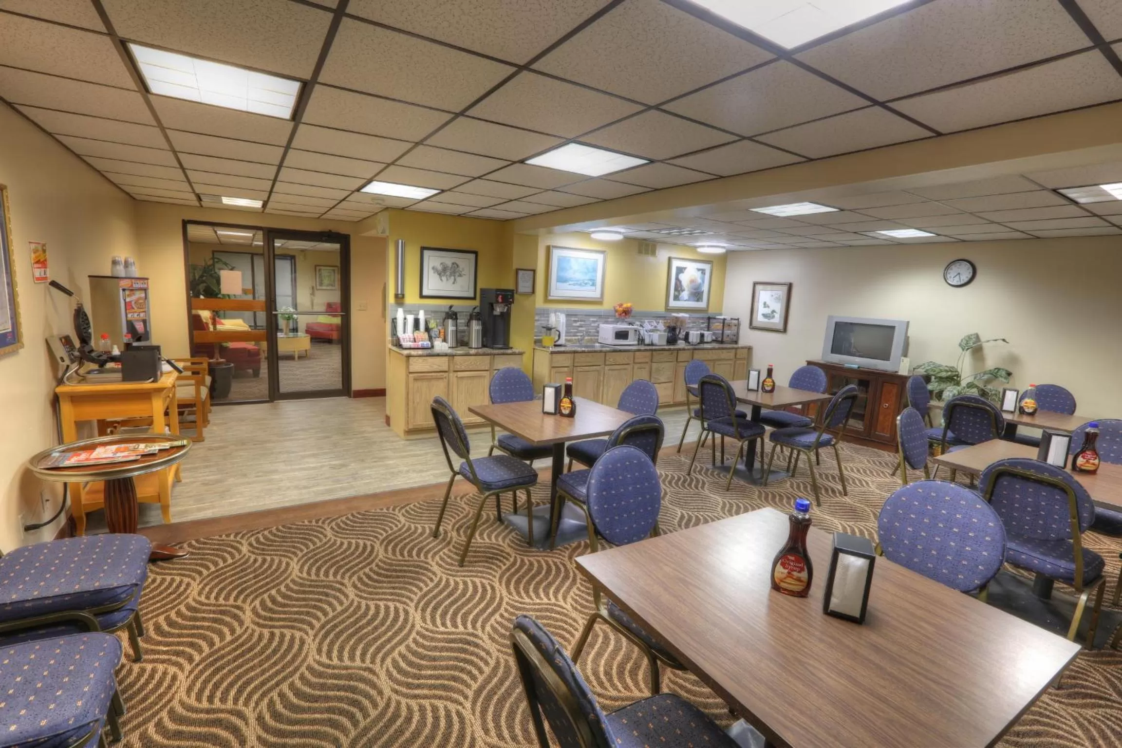 Breakfast in Dexter Inn