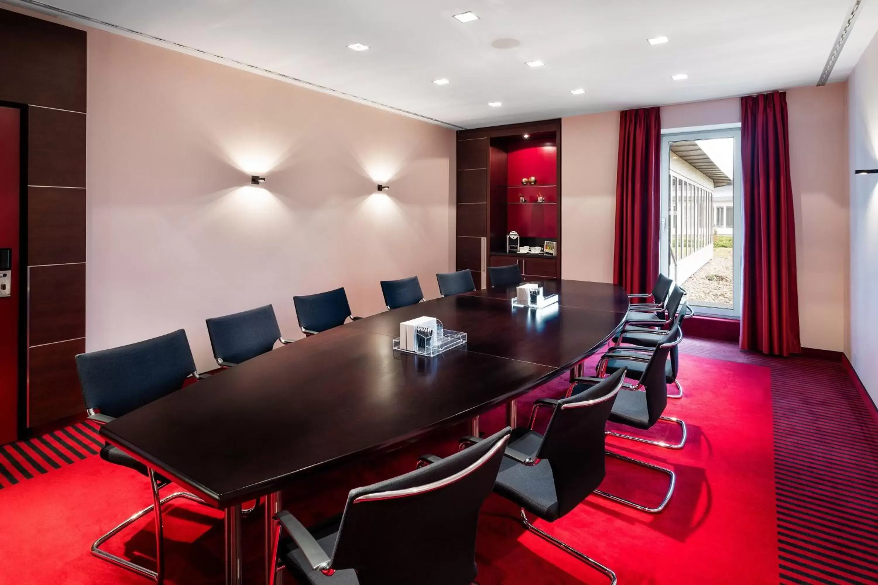 Meeting/conference room in Sheraton Duesseldorf Airport Hotel