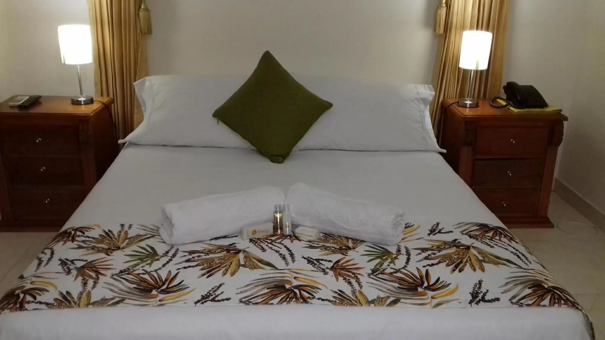 Superior Double Room - single occupancy in Hotel San Miguel Imperial
