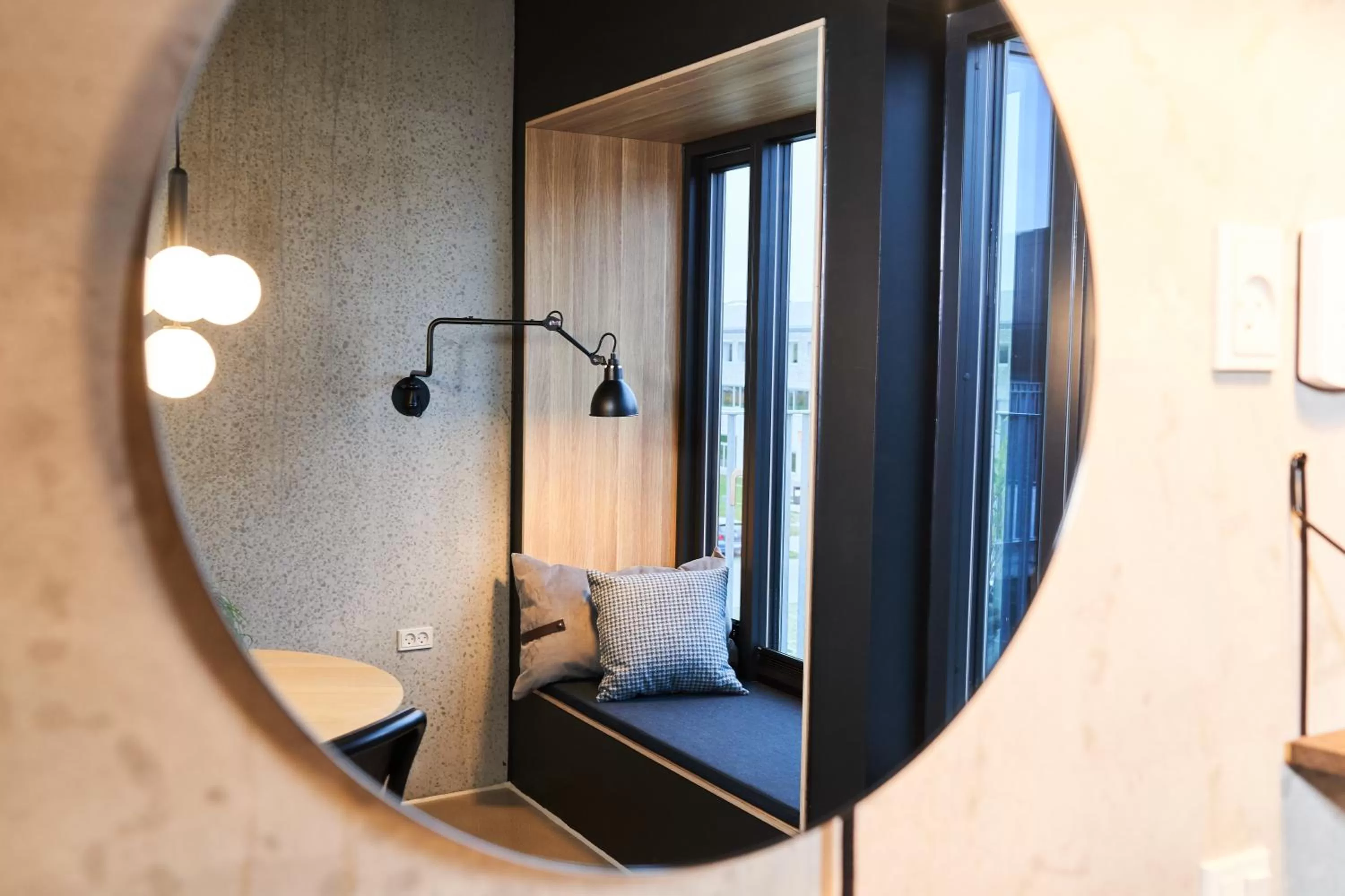 Living room, Bed in Hotel GUESTapart