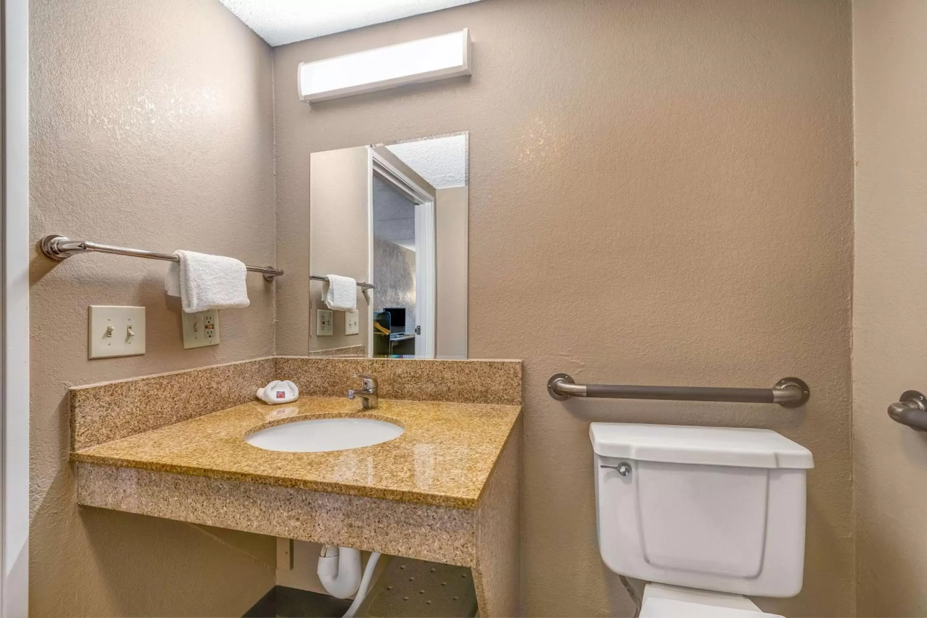Photo of the whole room, Bathroom in Motel 6-Elk Grove Village, IL - O'Hare