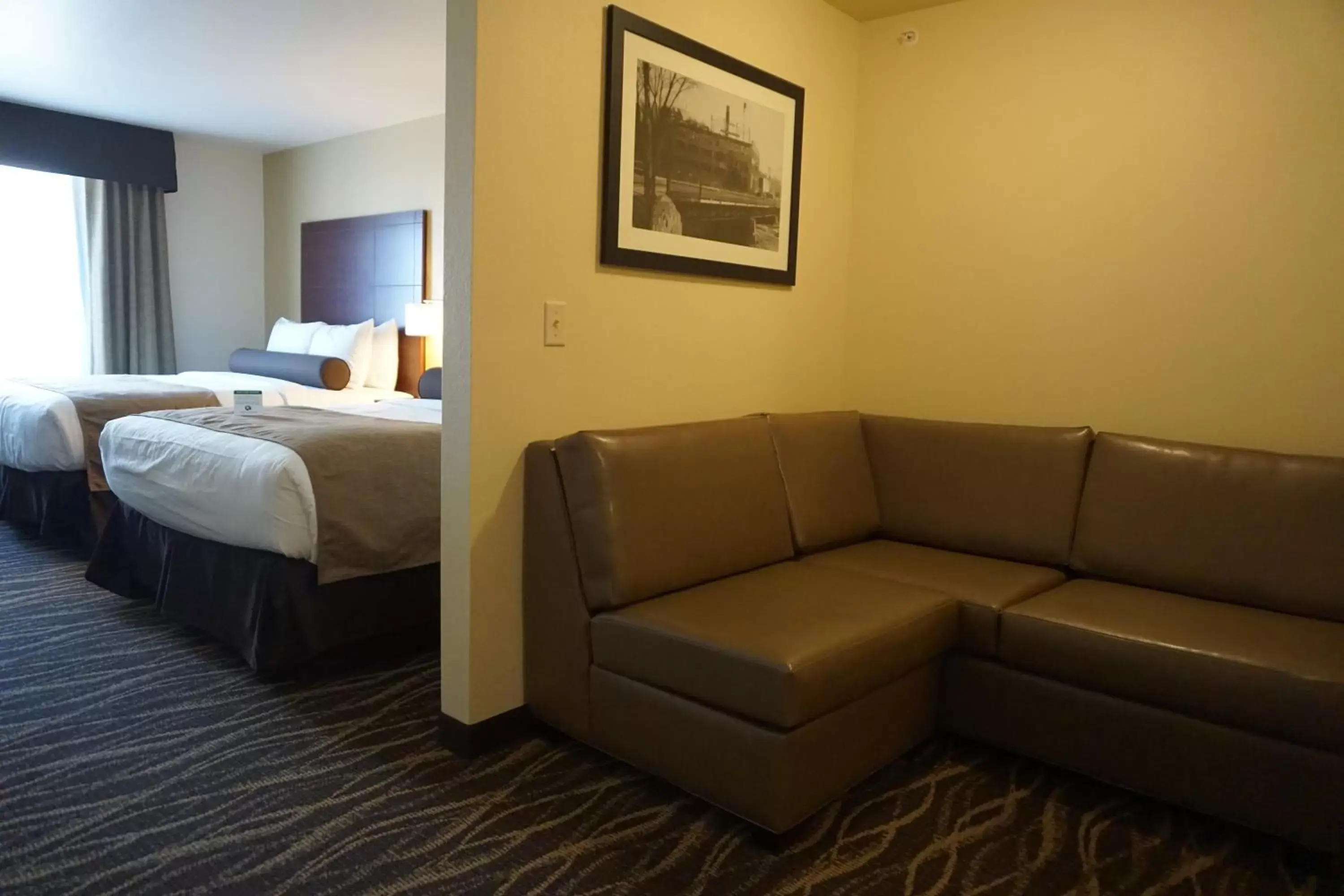 Bed in Cobblestone Hotel & Suites - Chippewa Falls