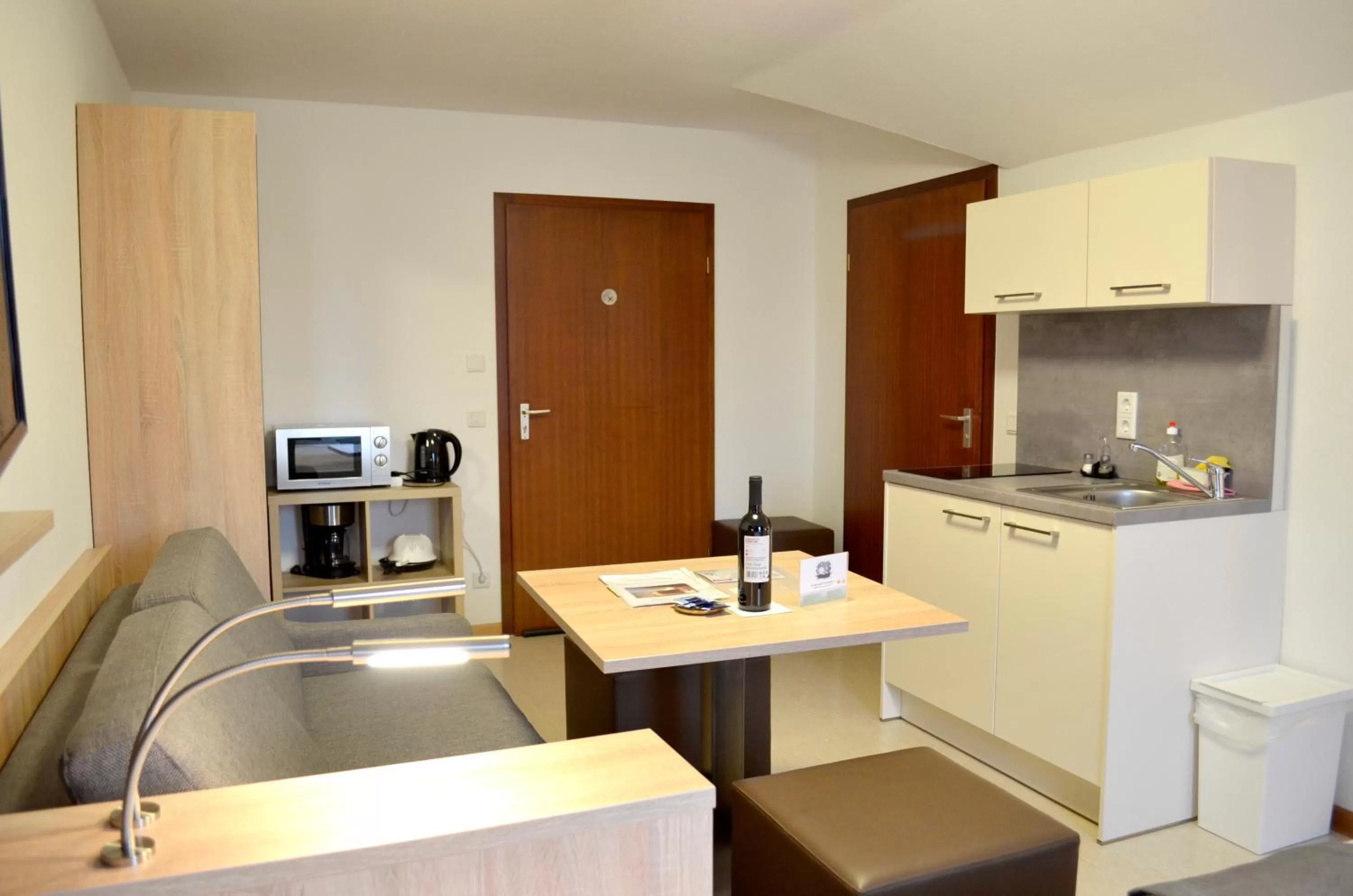 Kitchen or kitchenette in Hana Aparthotel