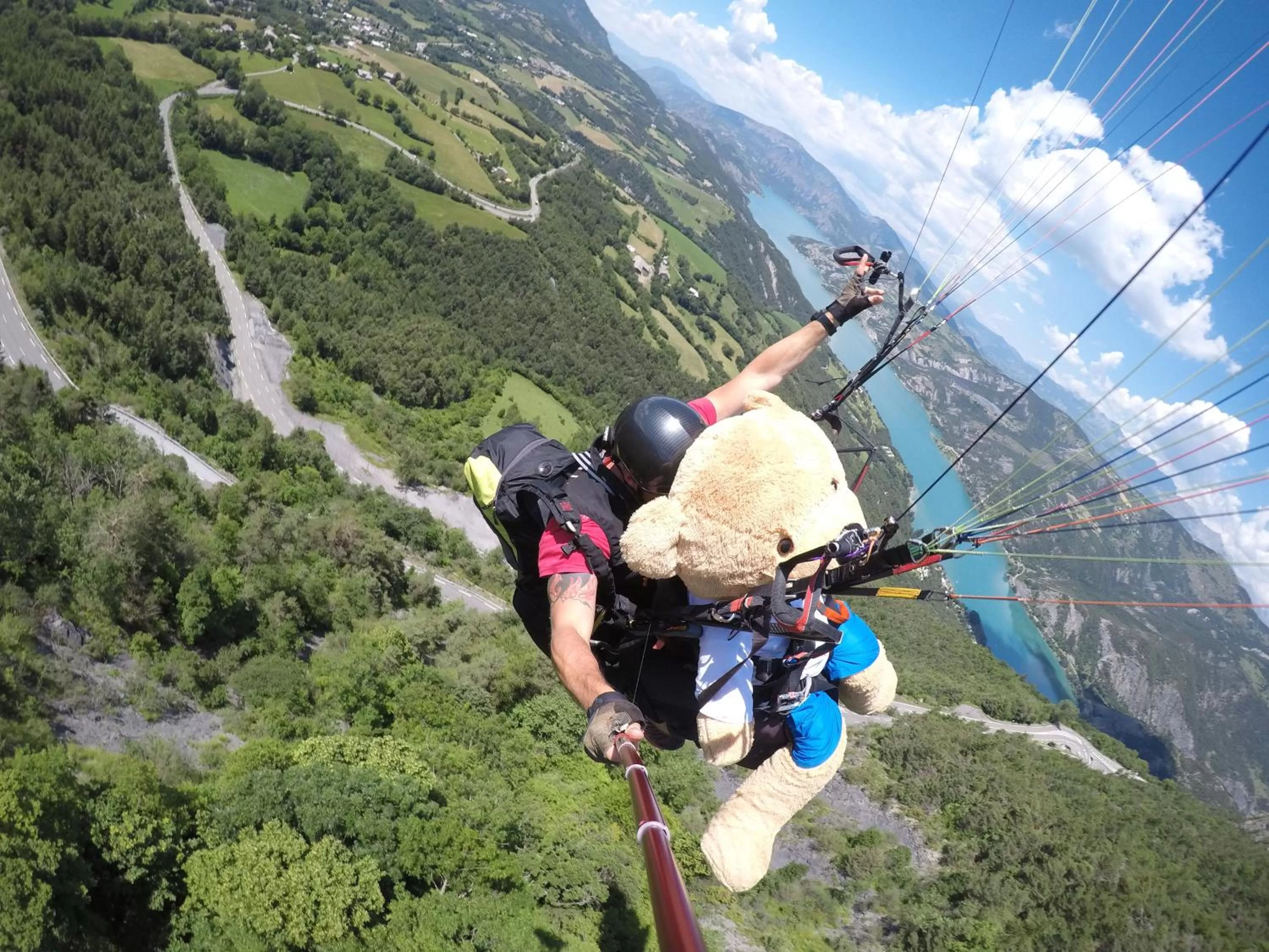 People in NESTOR HOTEL GAP et Restaurant