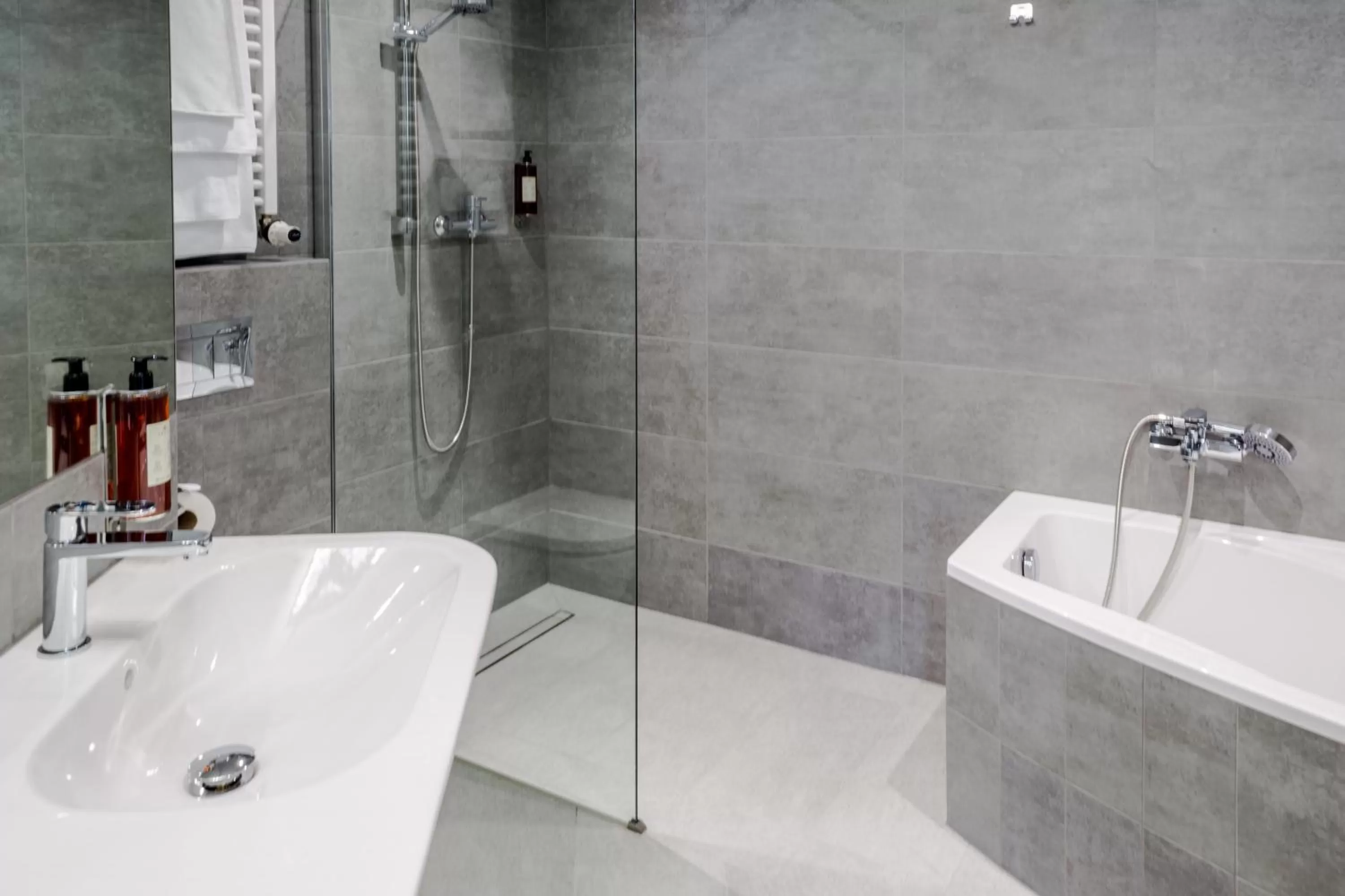 Bathroom in Lwowska 1