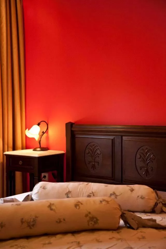 Bed in Hotel Kynaitha