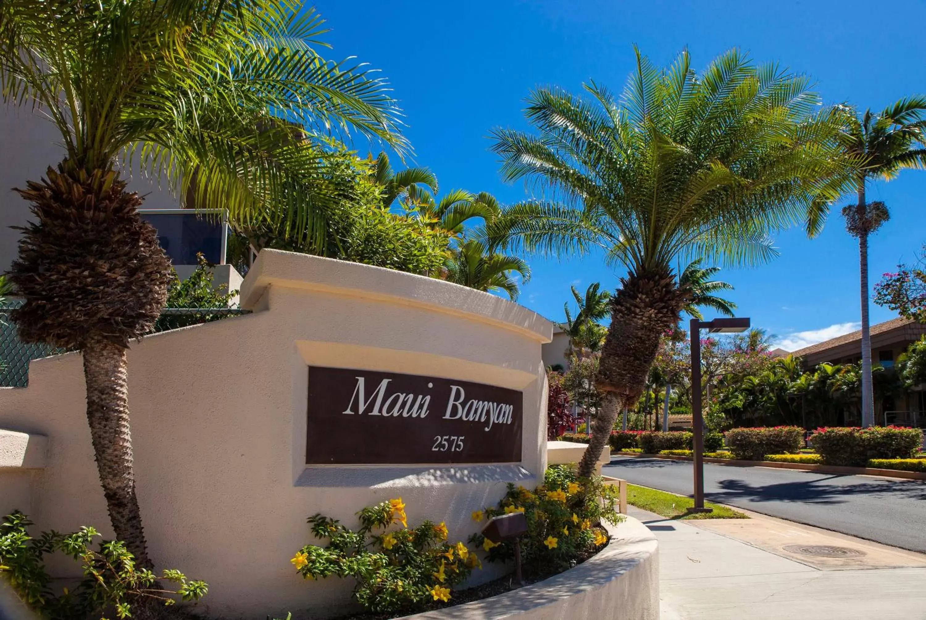 Logo/Certificate/Sign, Property Building in Aston at the Maui Banyan