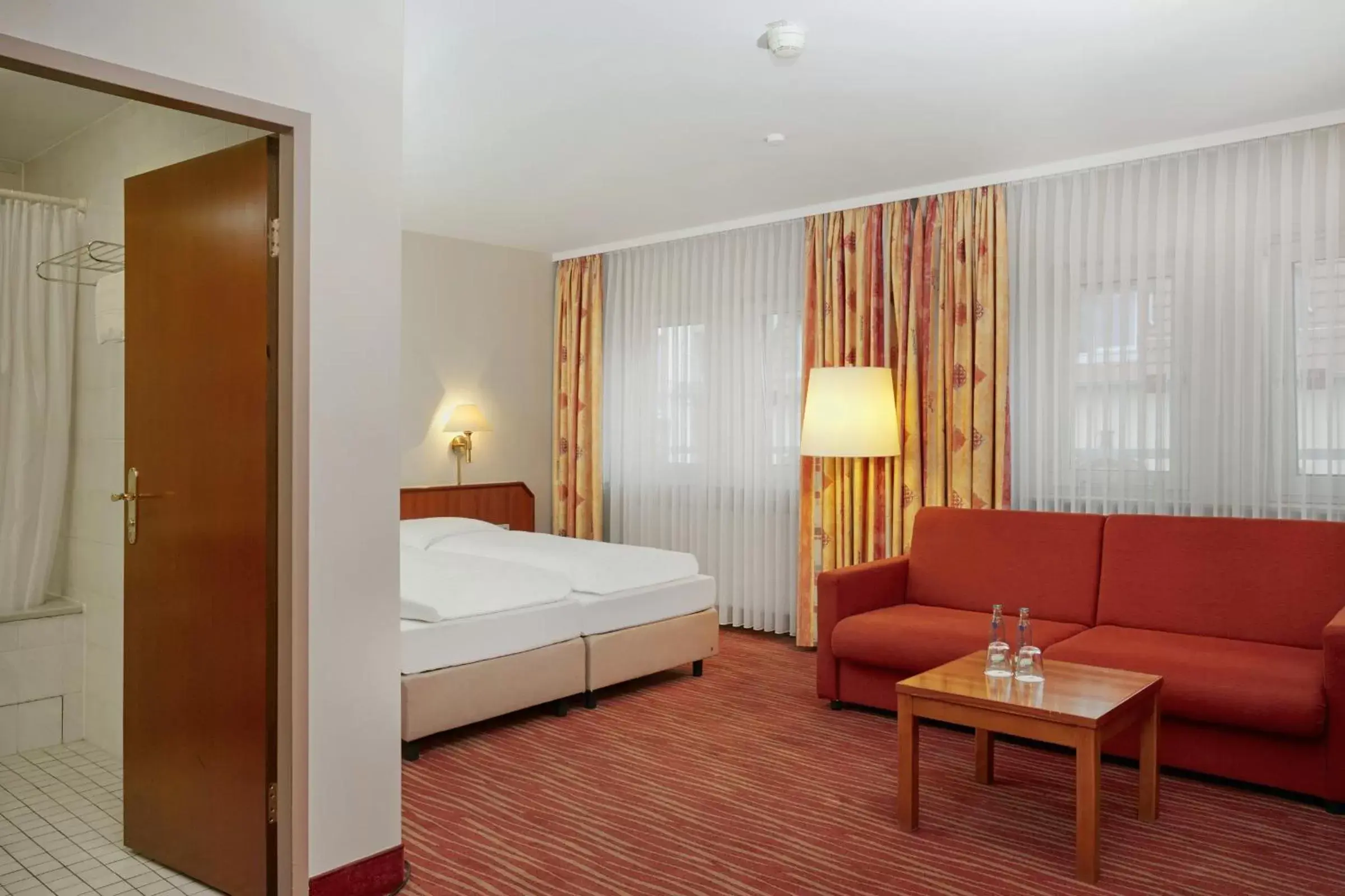 Photo of the whole room in Novum Hotel Mannheim City