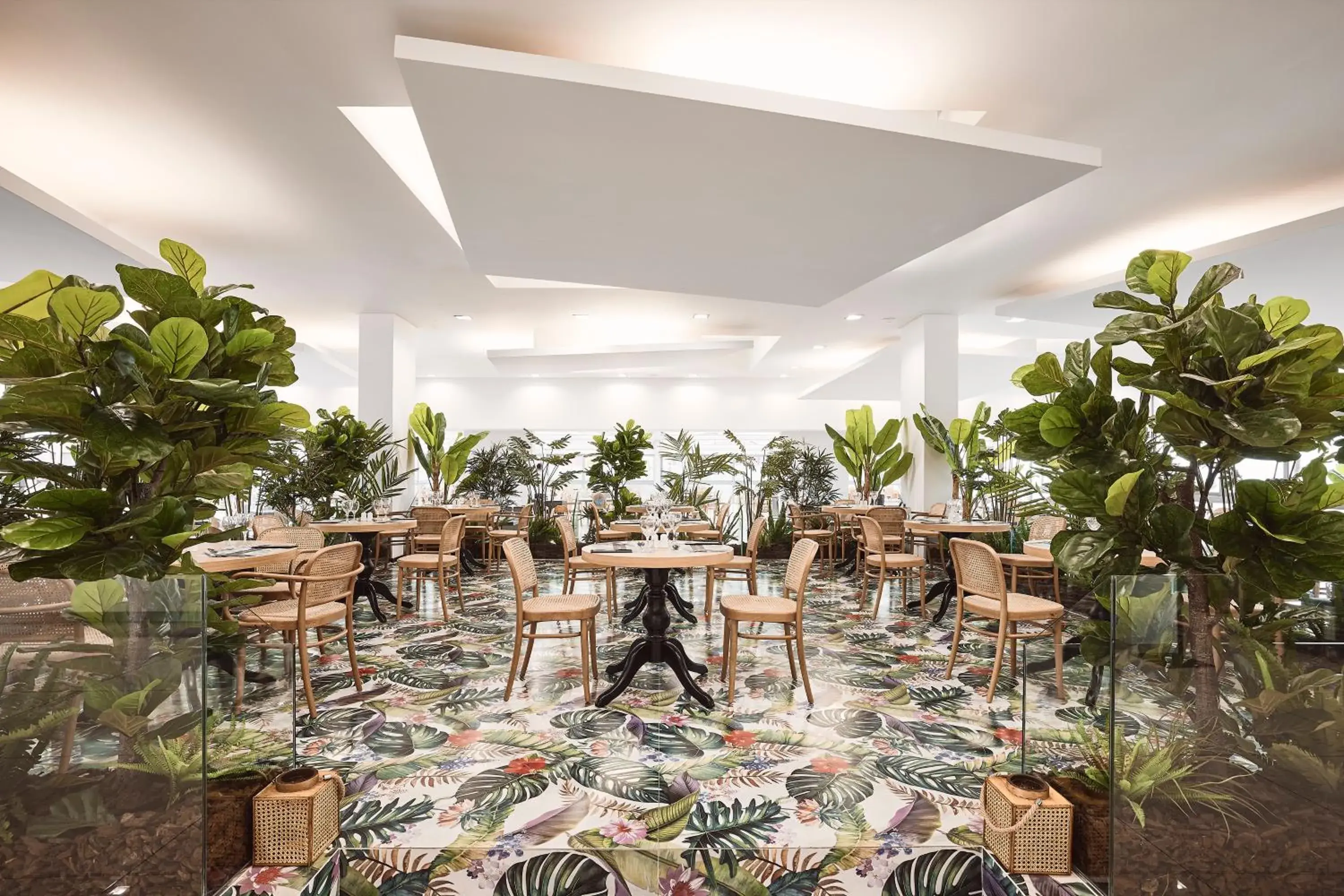 Restaurant/places to eat in Michelangelo Resort & Spa Restaurant/places to eat in Michelangelo Resort & Spa