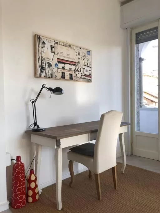 TV/Entertainment Center in Holly's House