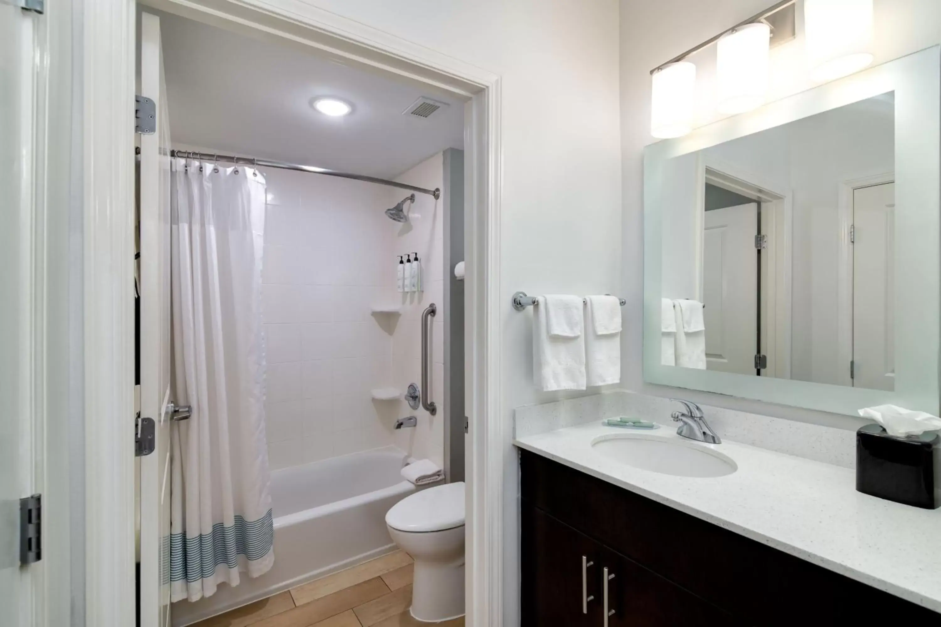 Bedroom, Bathroom in TownePlace Suites by Marriott Dallas McKinney