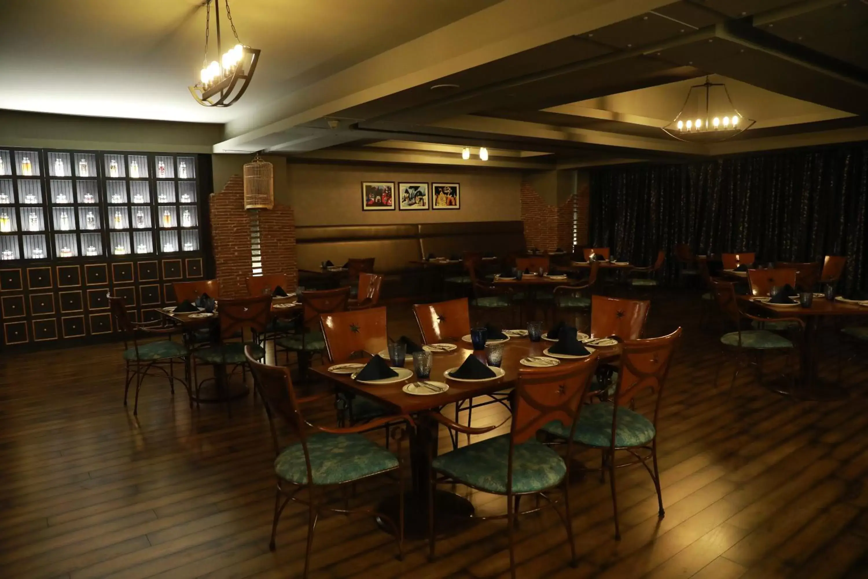 Dinner, Restaurant/Places to Eat in Radisson Blu Hotel Pune Kharadi