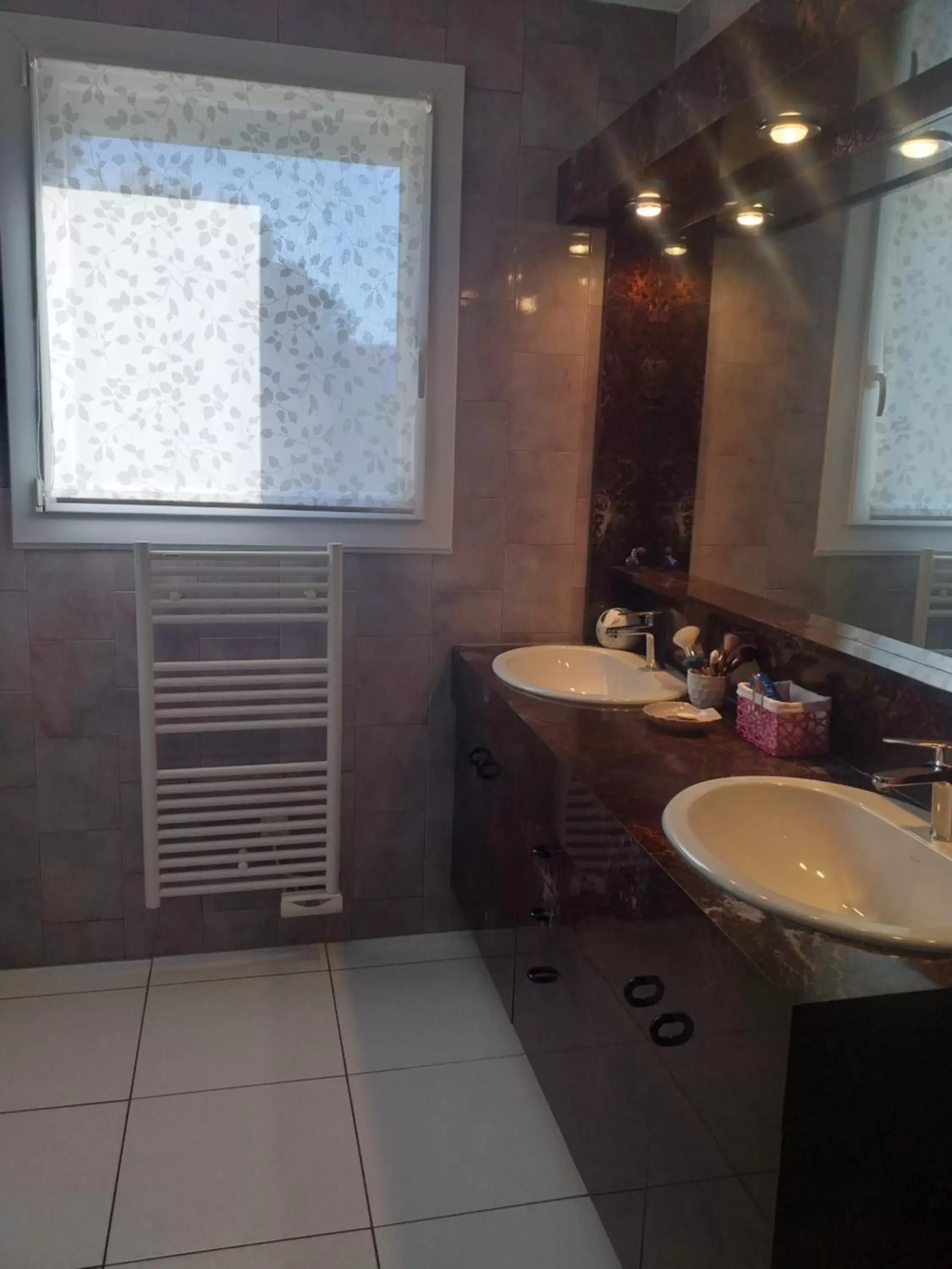 Bathroom in Fan 36B