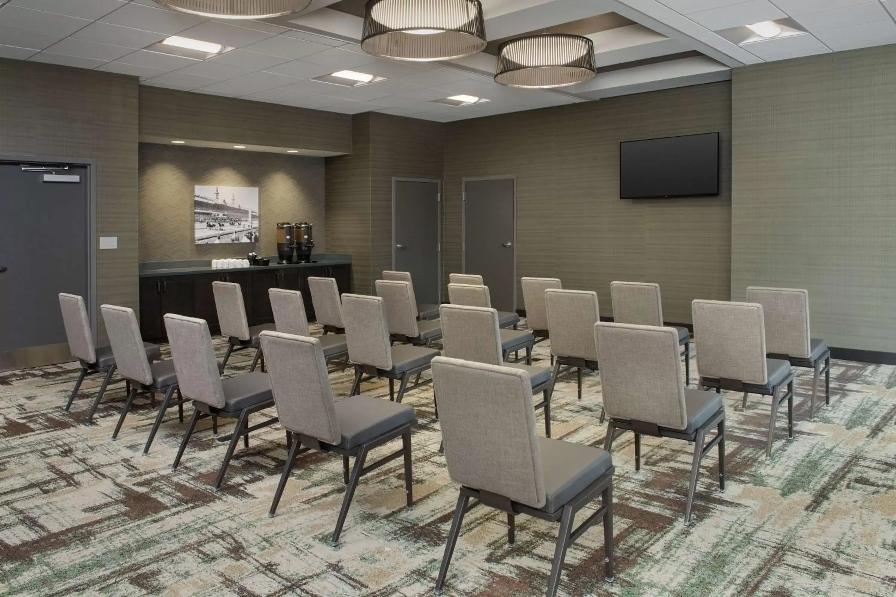 Meeting/conference room in Homewood Suites By Hilton Louisville Airport