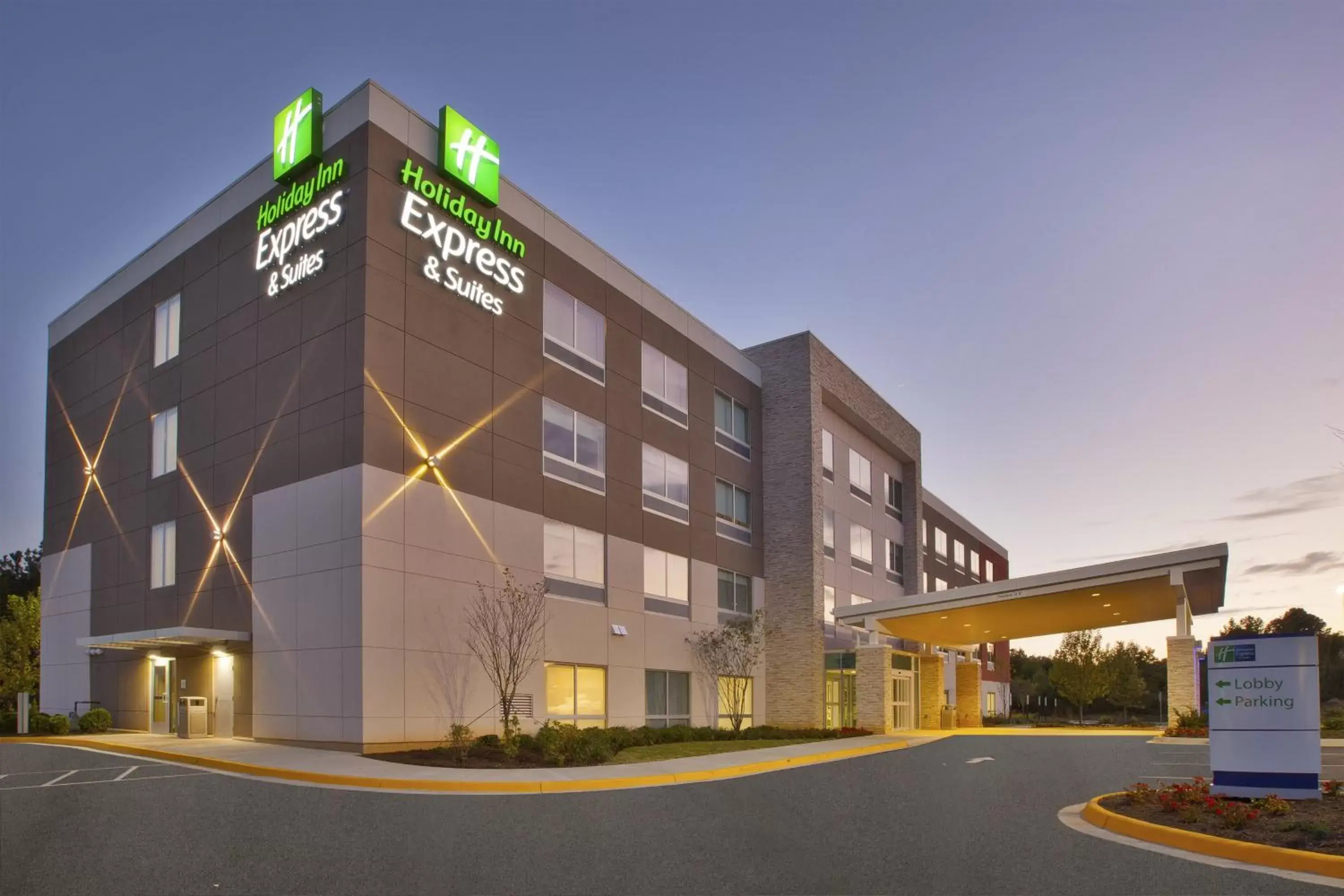 Property Building in Holiday Inn Express and Suites South Hill, an IHG Hotel