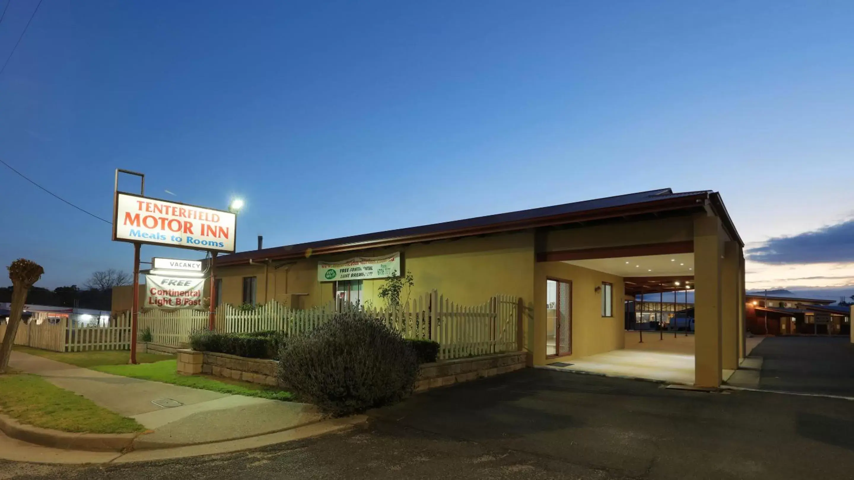 Property Building in Tenterfield Motor Inn