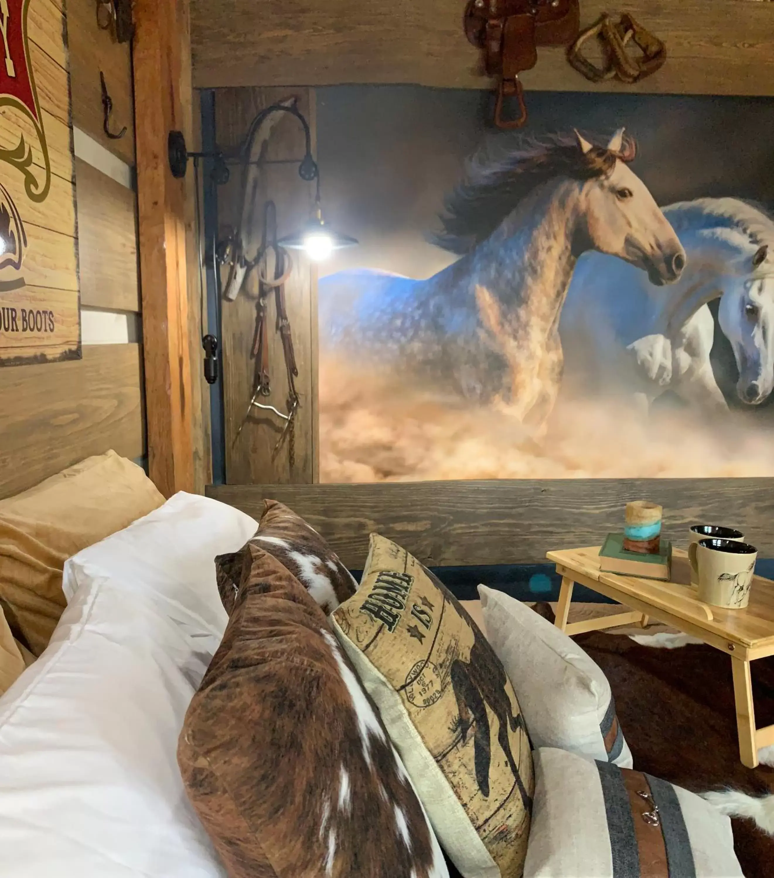 Bedroom in Fox Pass Cabins