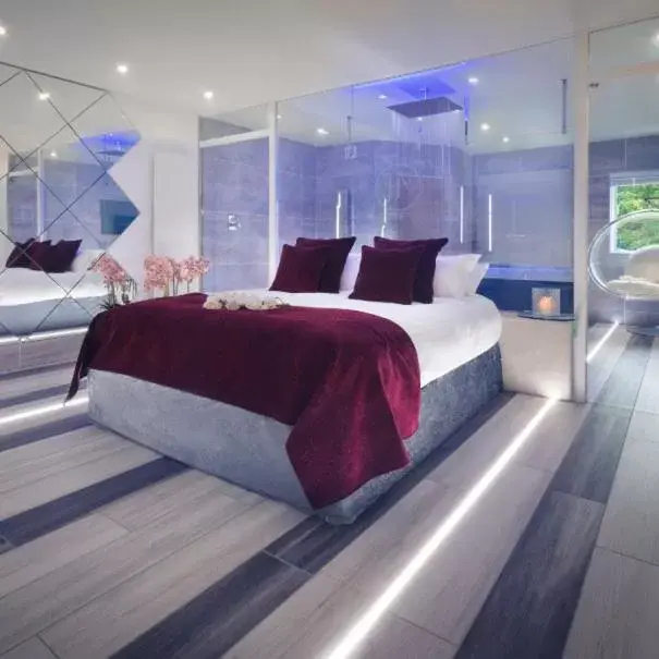 Bed in Aphrodites Group