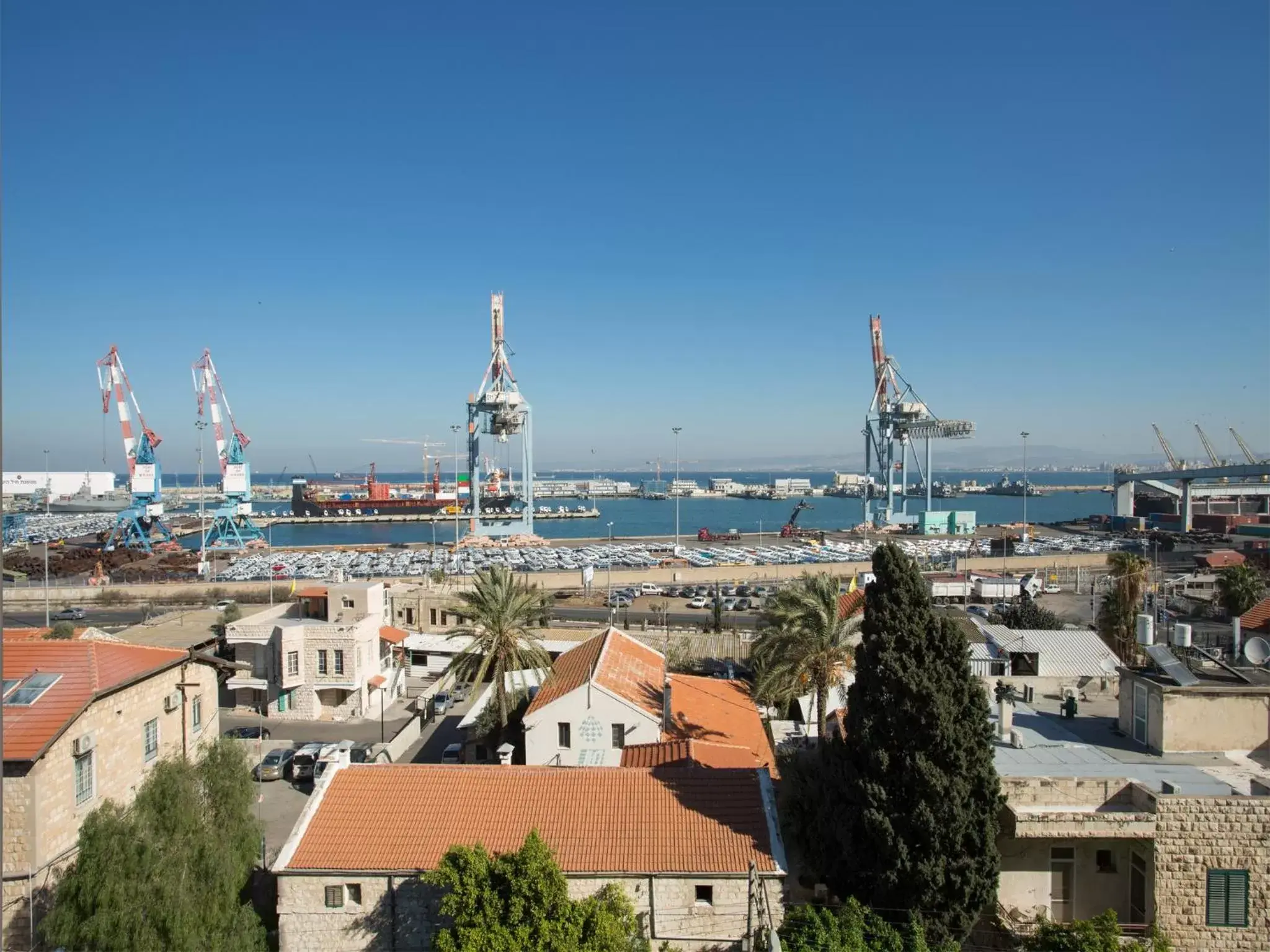 Nearby landmark in Golden Crown Haifa