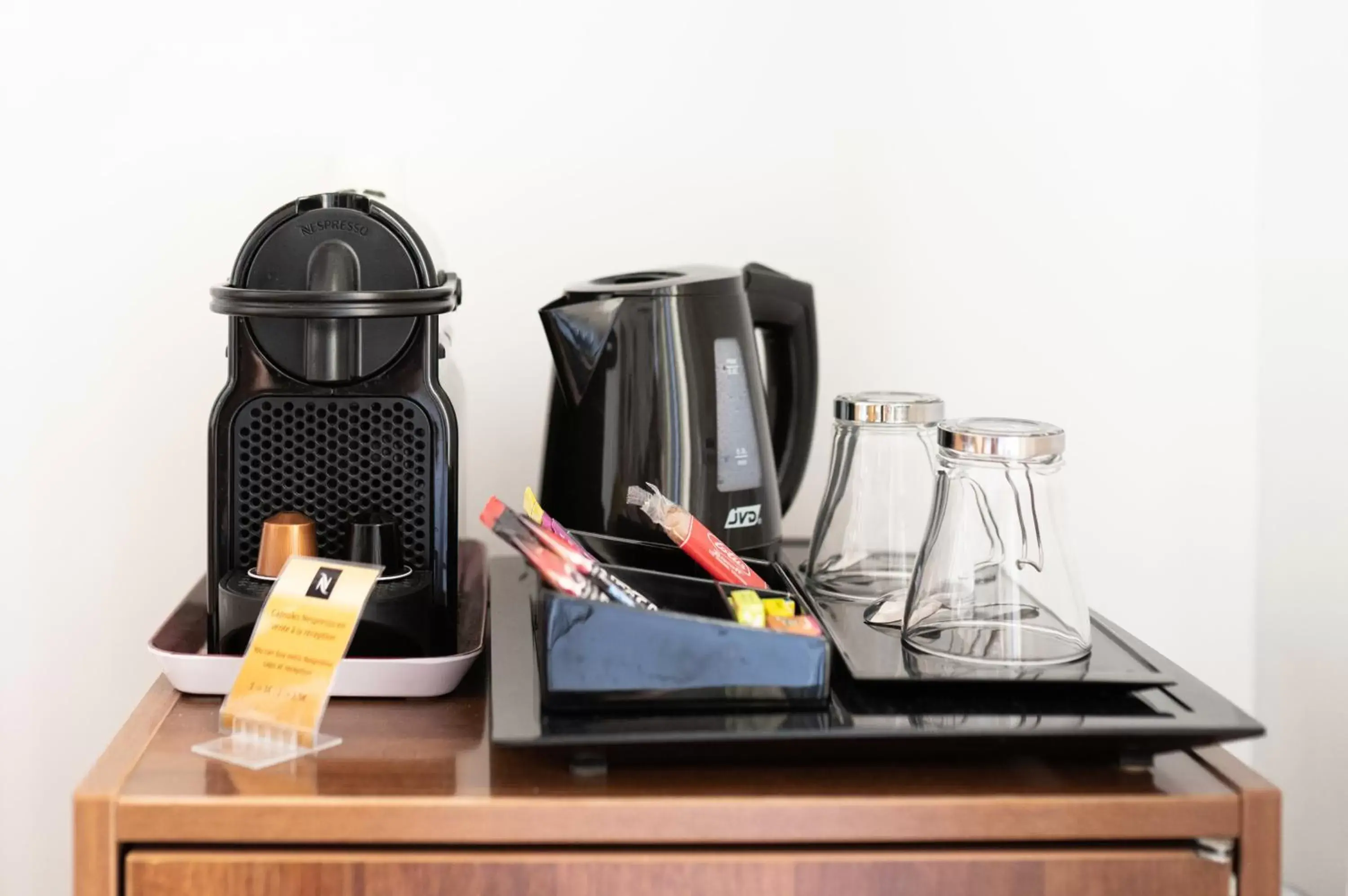 Coffee/tea facilities in Hôtel La Résidence