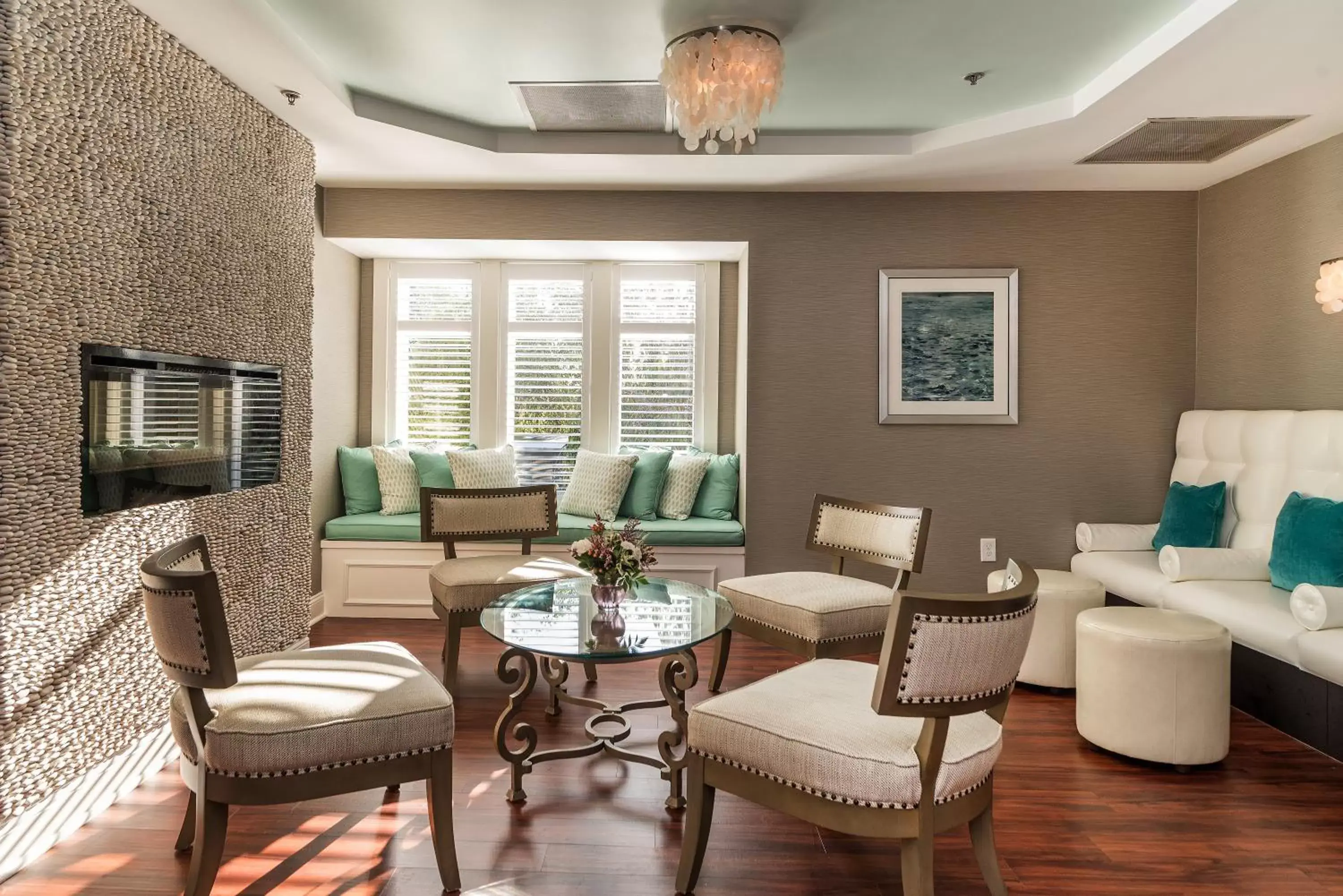 Spa and wellness centre/facilities in Water's Edge Resort & Spa Spa and wellness centre/facilities in Water's Edge Resort & Spa