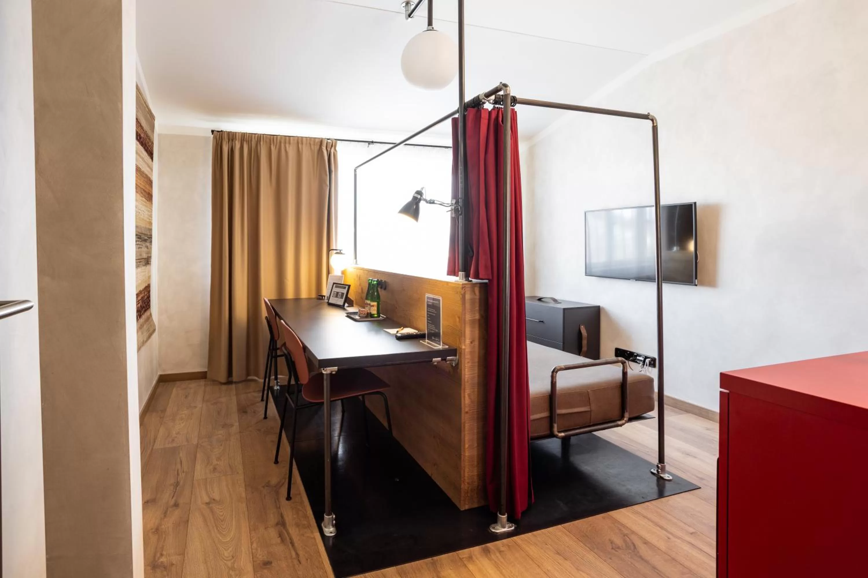 TV and multimedia in Miss Sophie's Downtown