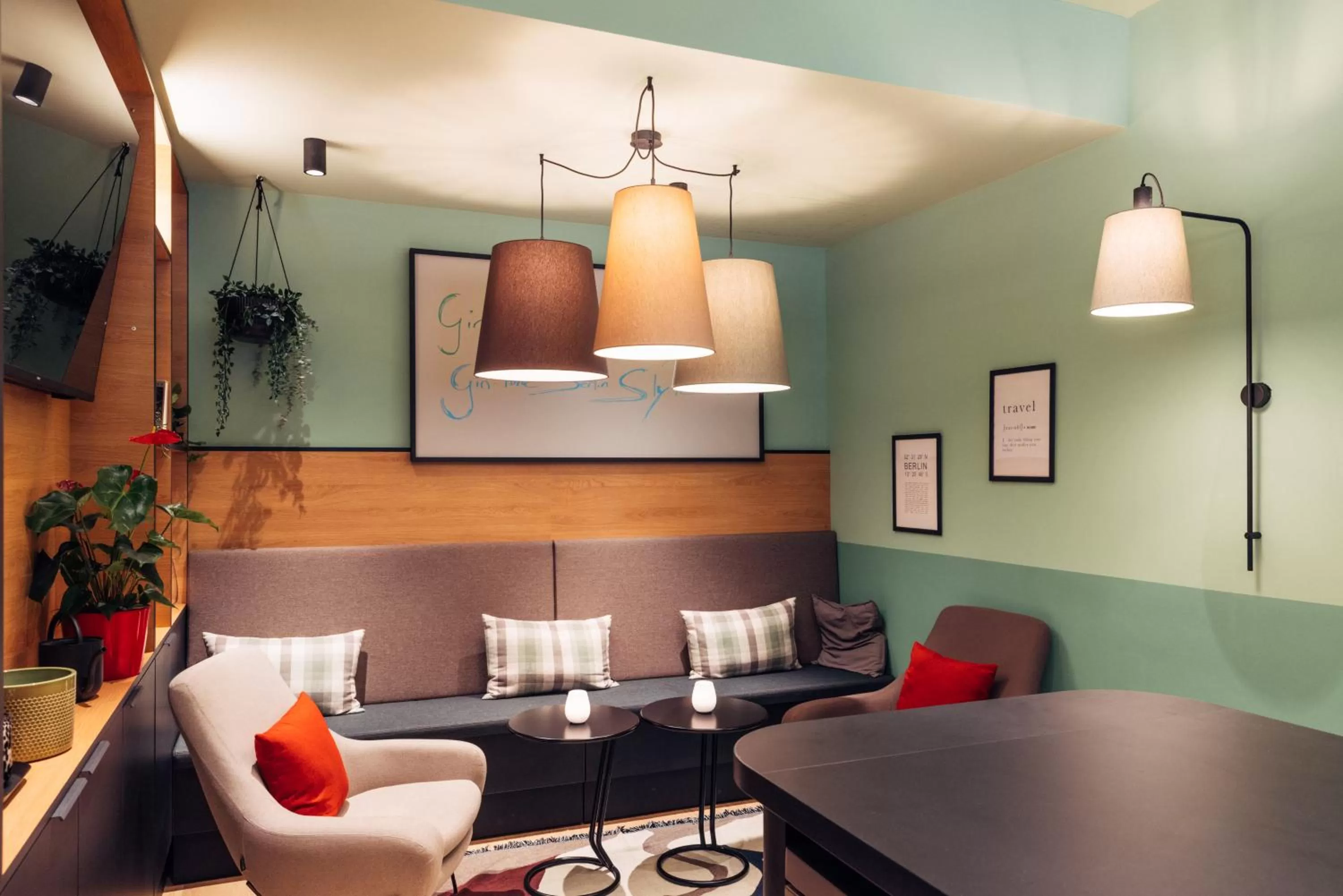 Lobby or reception in harry's home Berlin-Moabit hotel & apartments