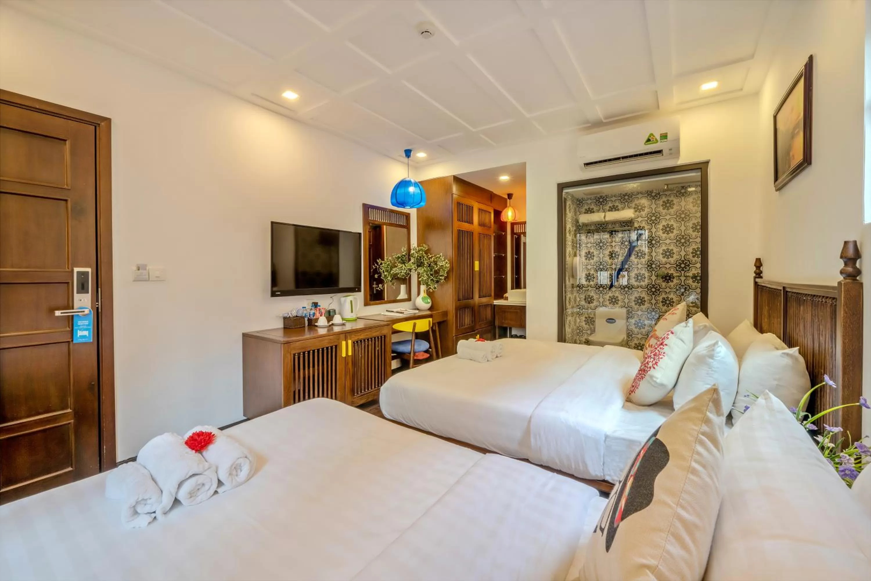 TV and multimedia, Bed in Son Trang Hotel Hoi An