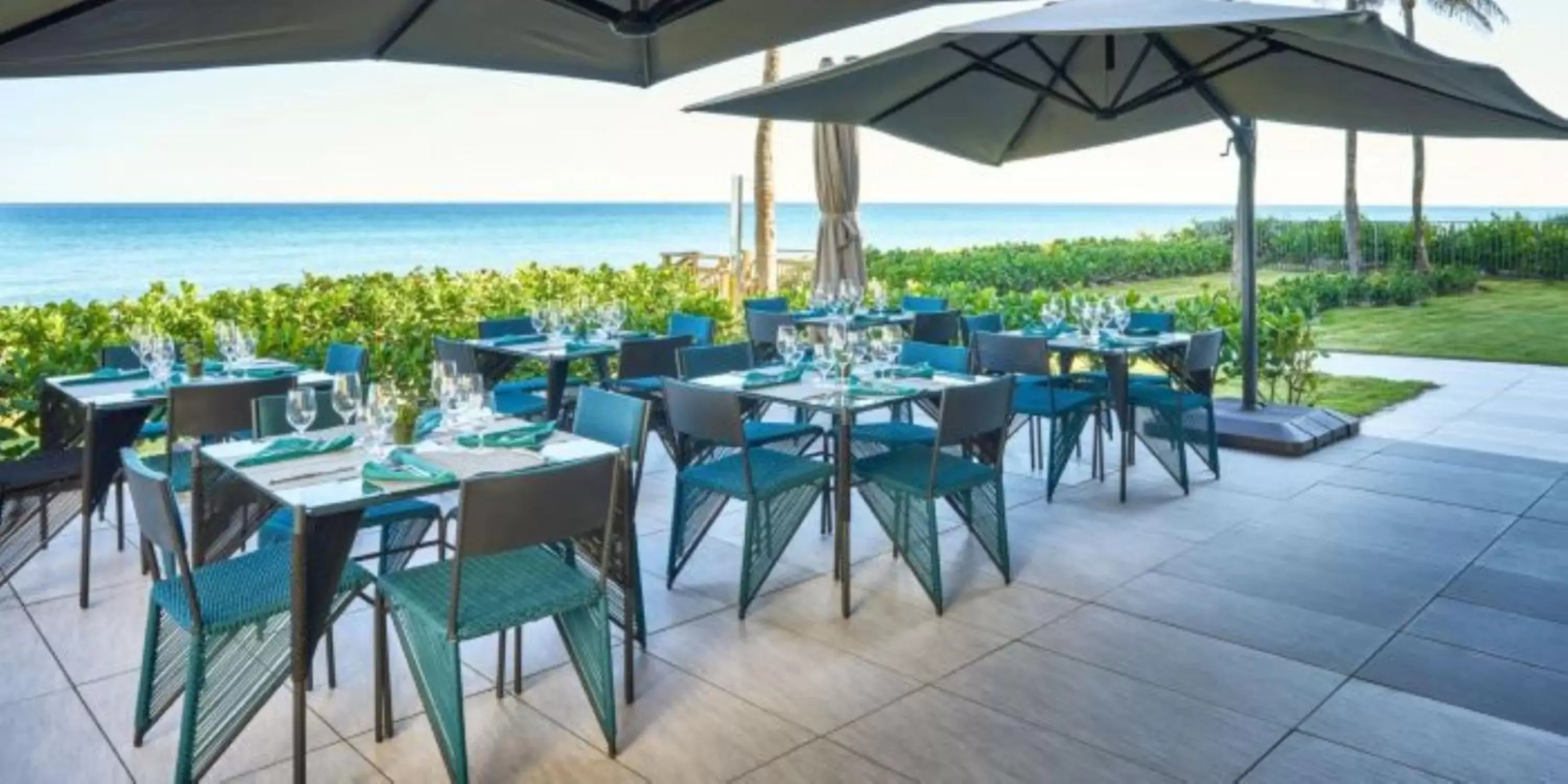 Restaurant/Places to Eat in Hillsboro Beach Resort