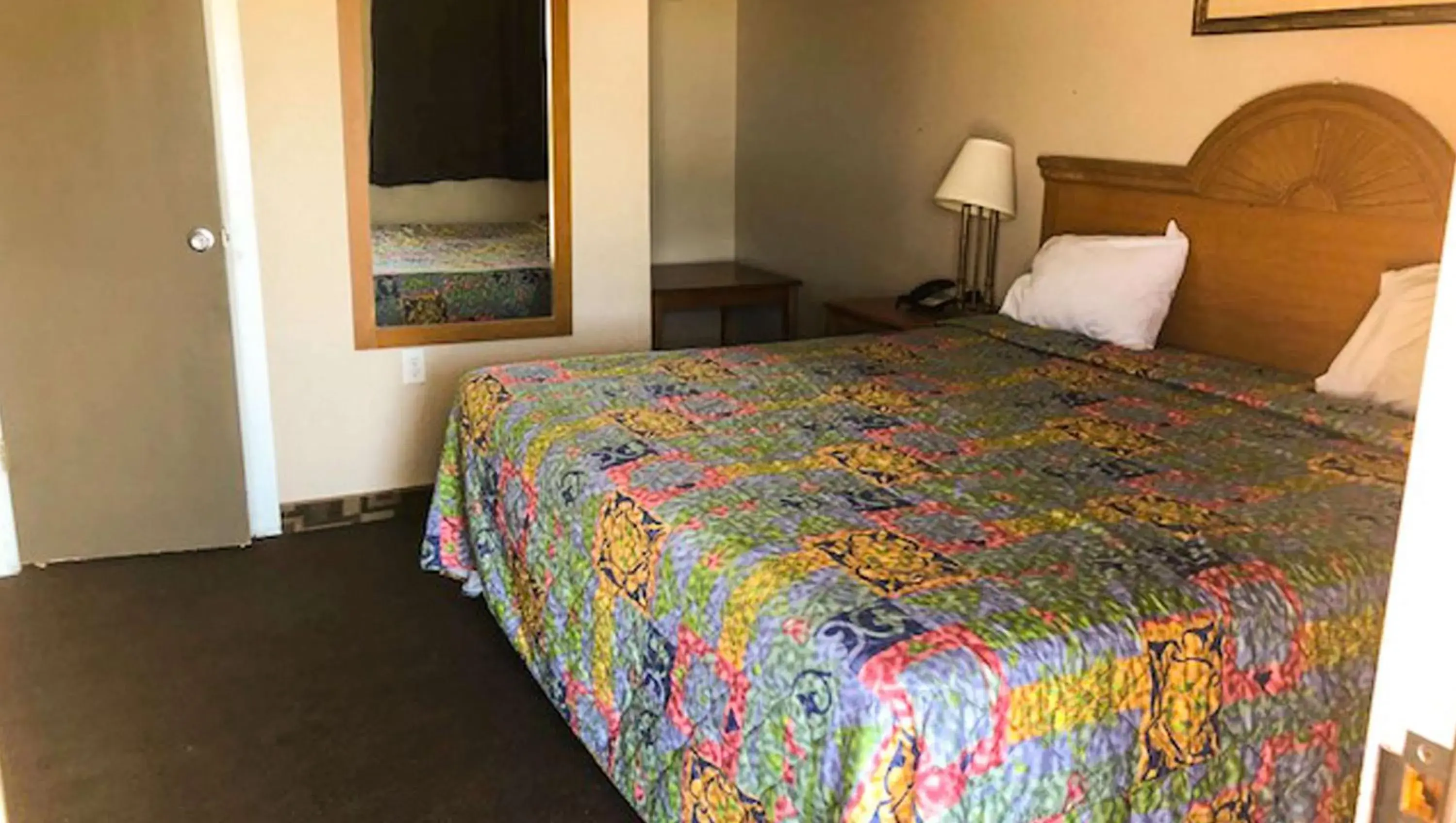 Photo of the whole room in Budget Inn Ardmore OK Photo of the whole room in Budget Inn Ardmore OK