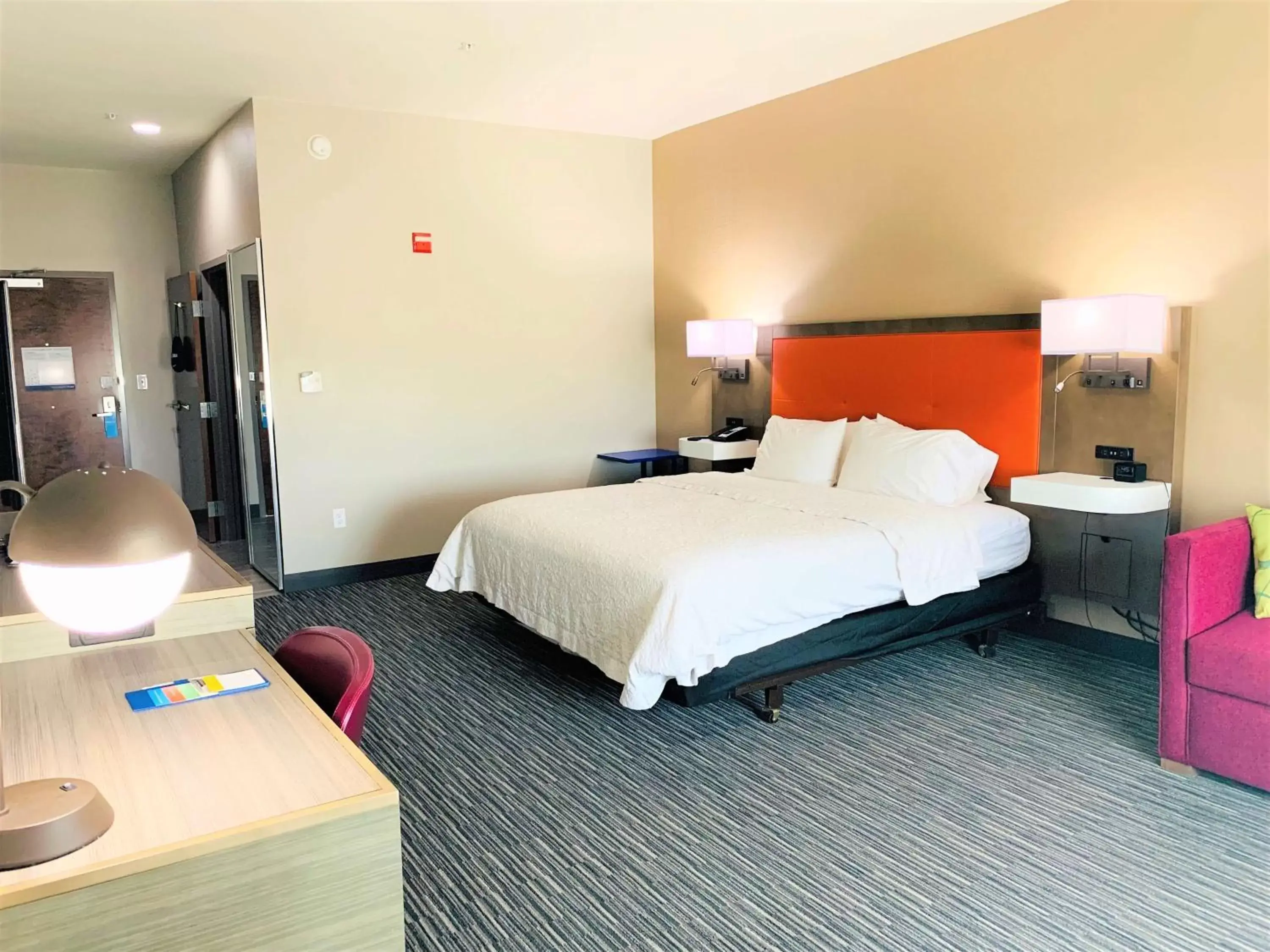 Bed in Hampton Inn Fort Stockton Bed in Hampton Inn Fort Stockton