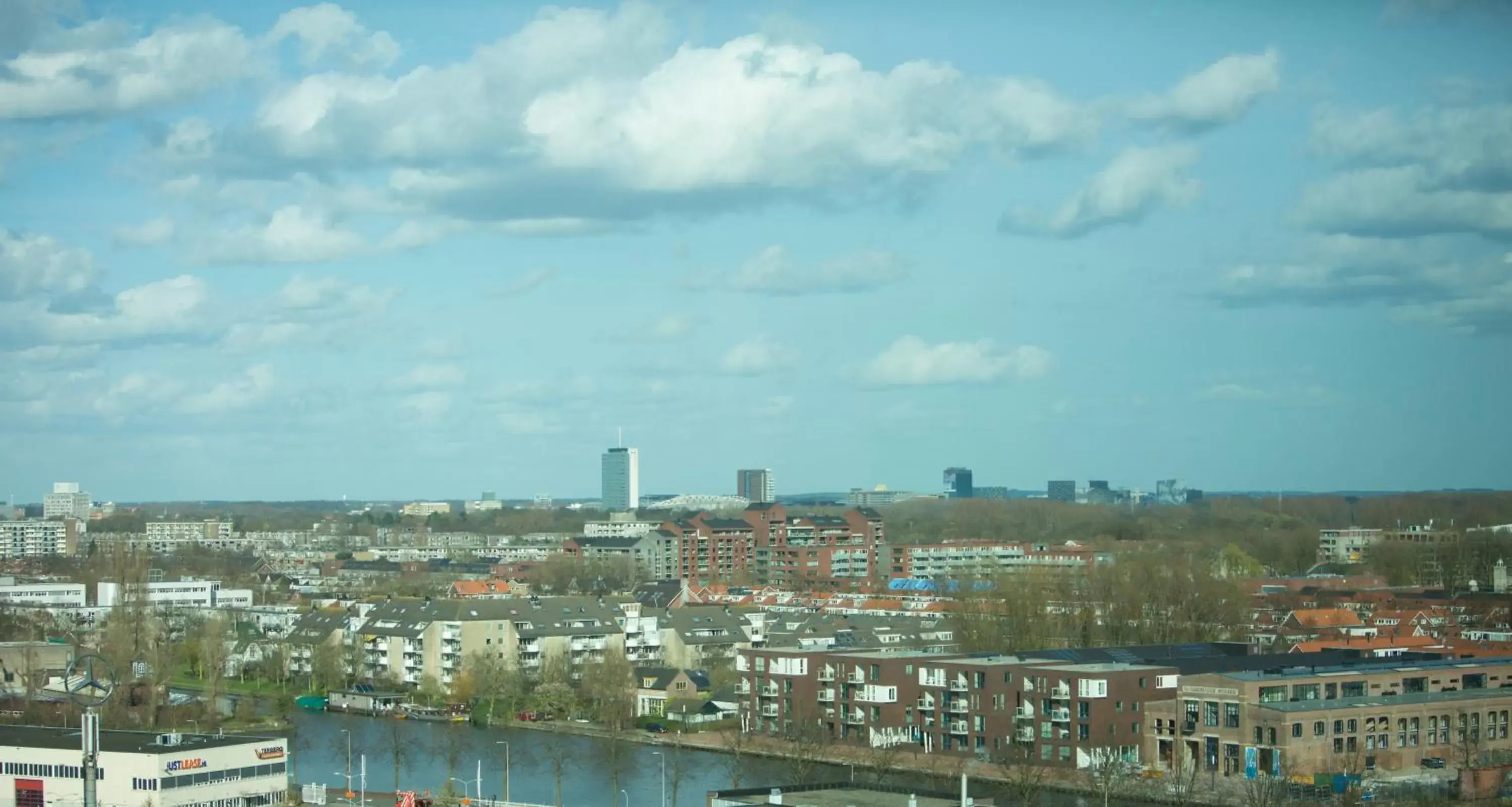 City view in Van der Valk Hotel Utrecht