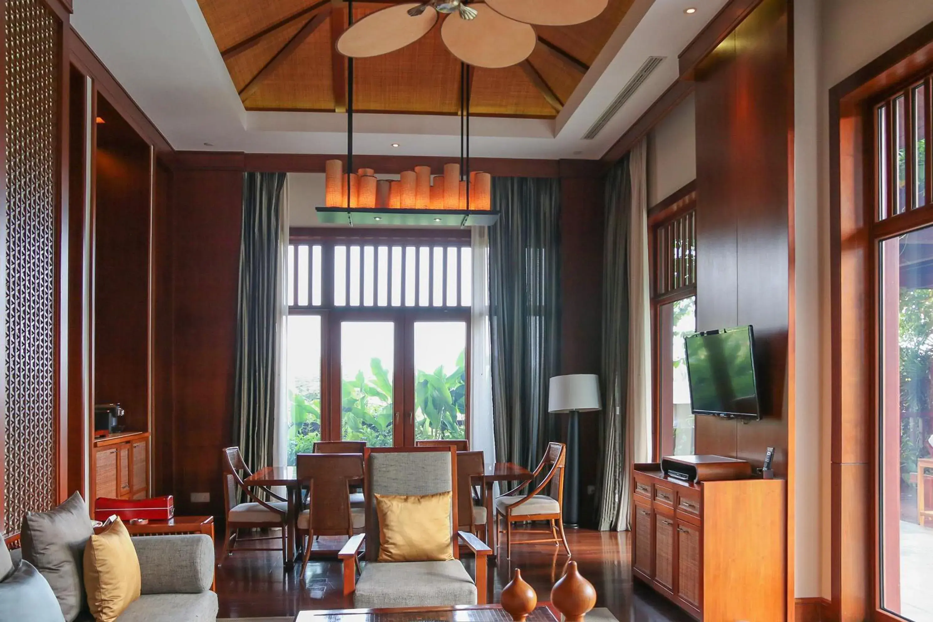 Living room, Seating Area in LUHUITOU Sanya Resort