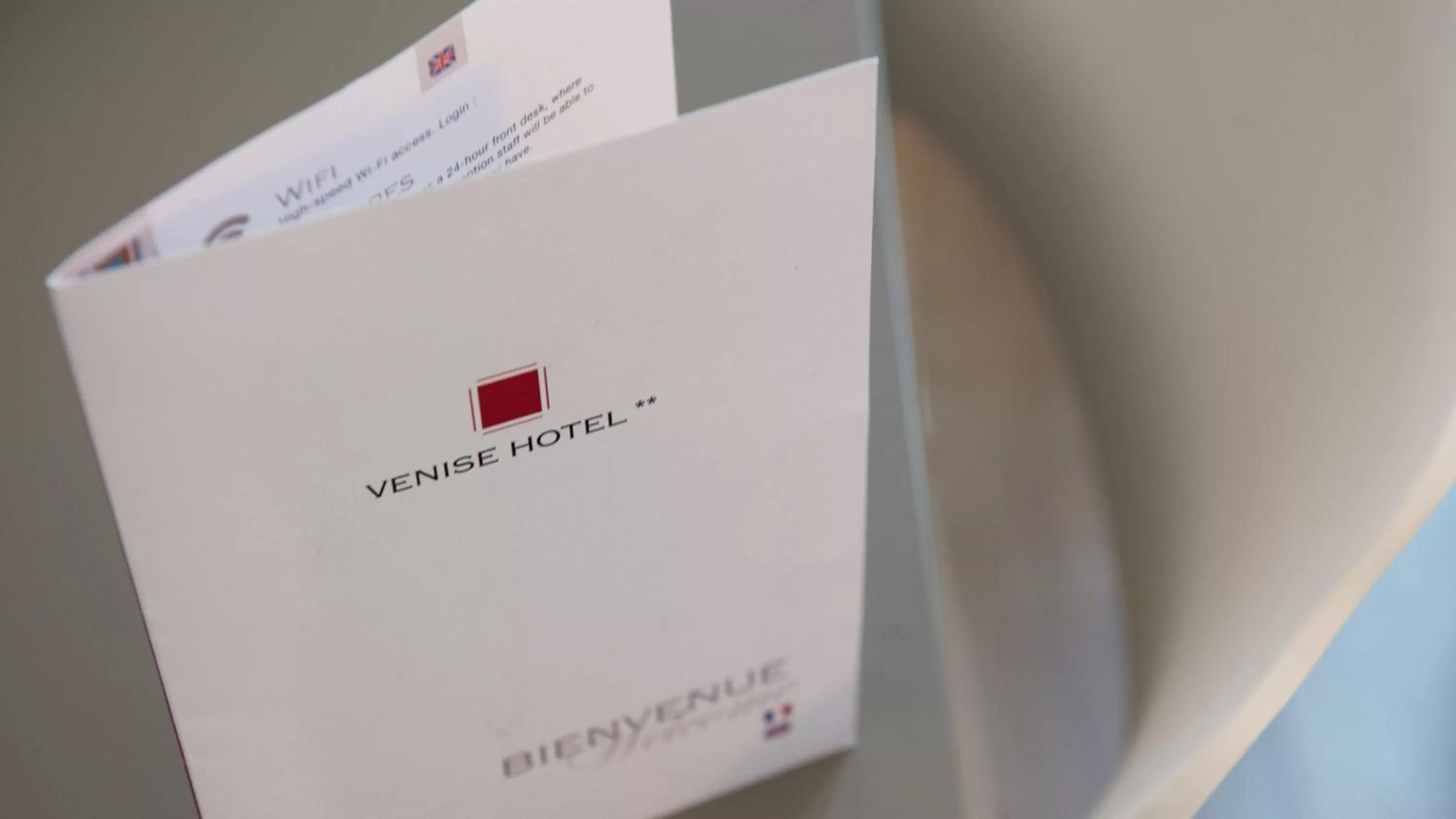 Property building in Hôtel De Venise