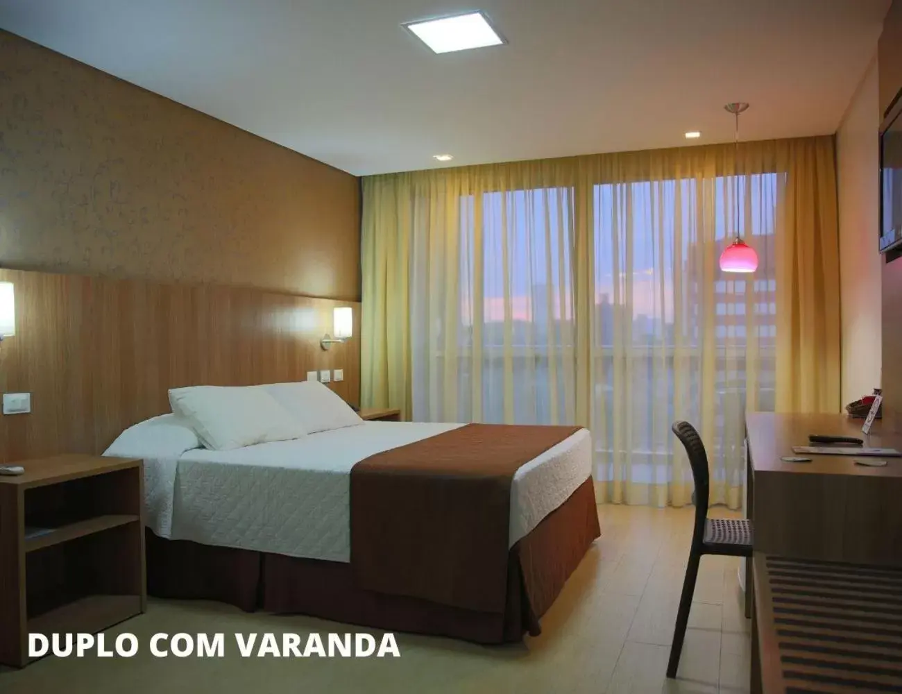 Bedroom in Foz Presidente Comfort Hotel