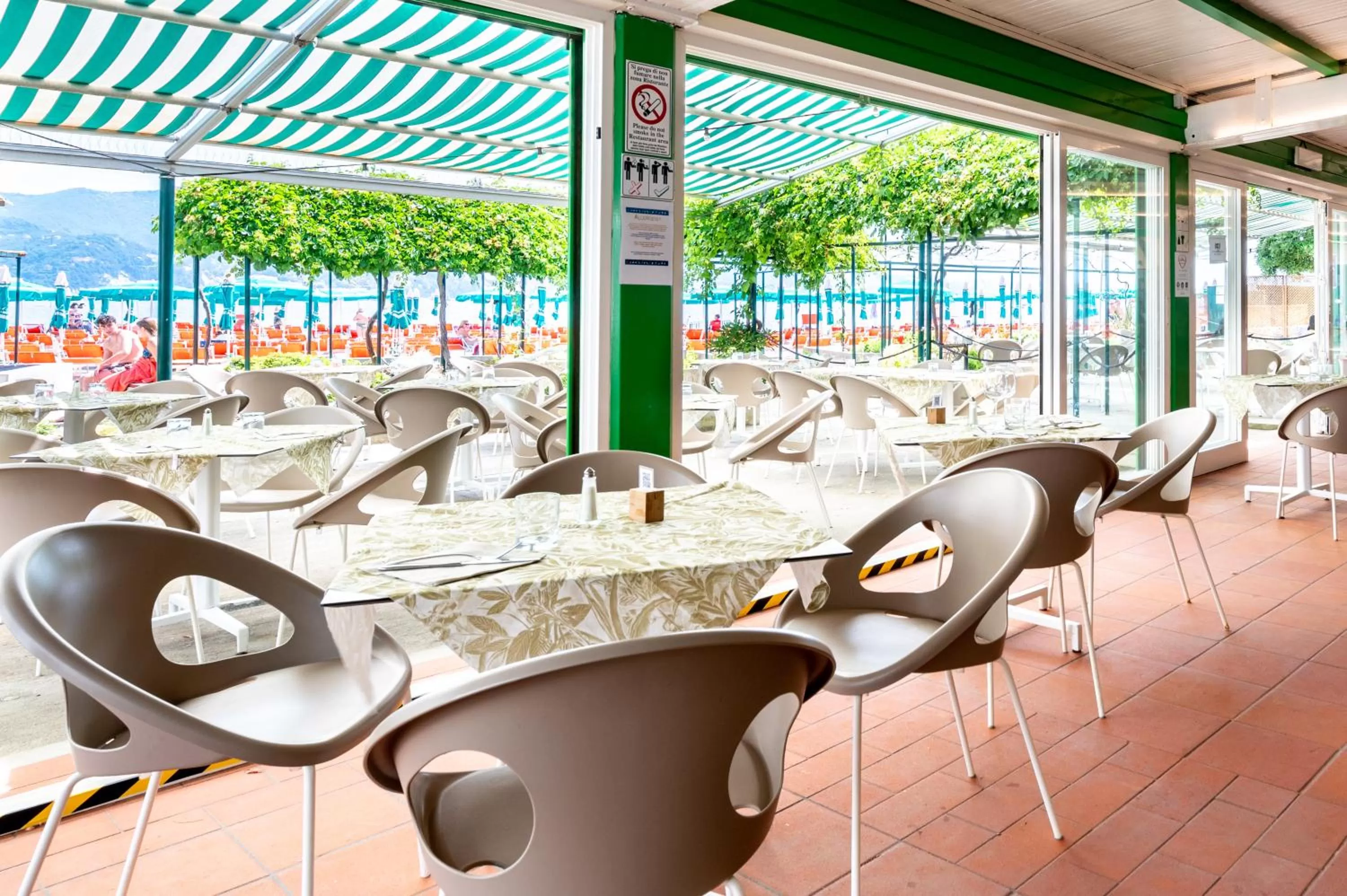 Restaurant/places to eat in Best Western Regina Elena