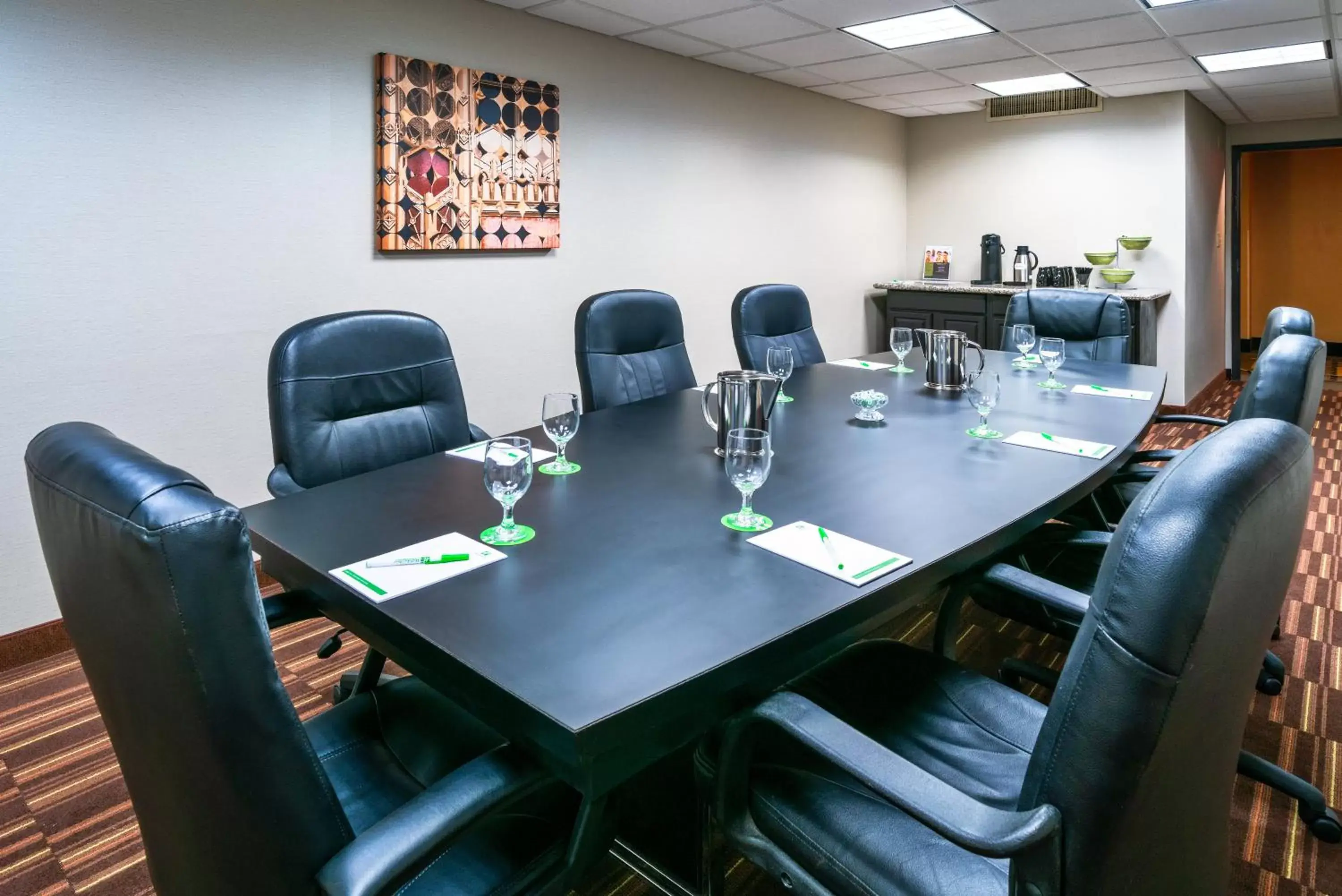 Meeting/conference room in Holiday Inn Morgantown - Reading Area, an IHG Hotel