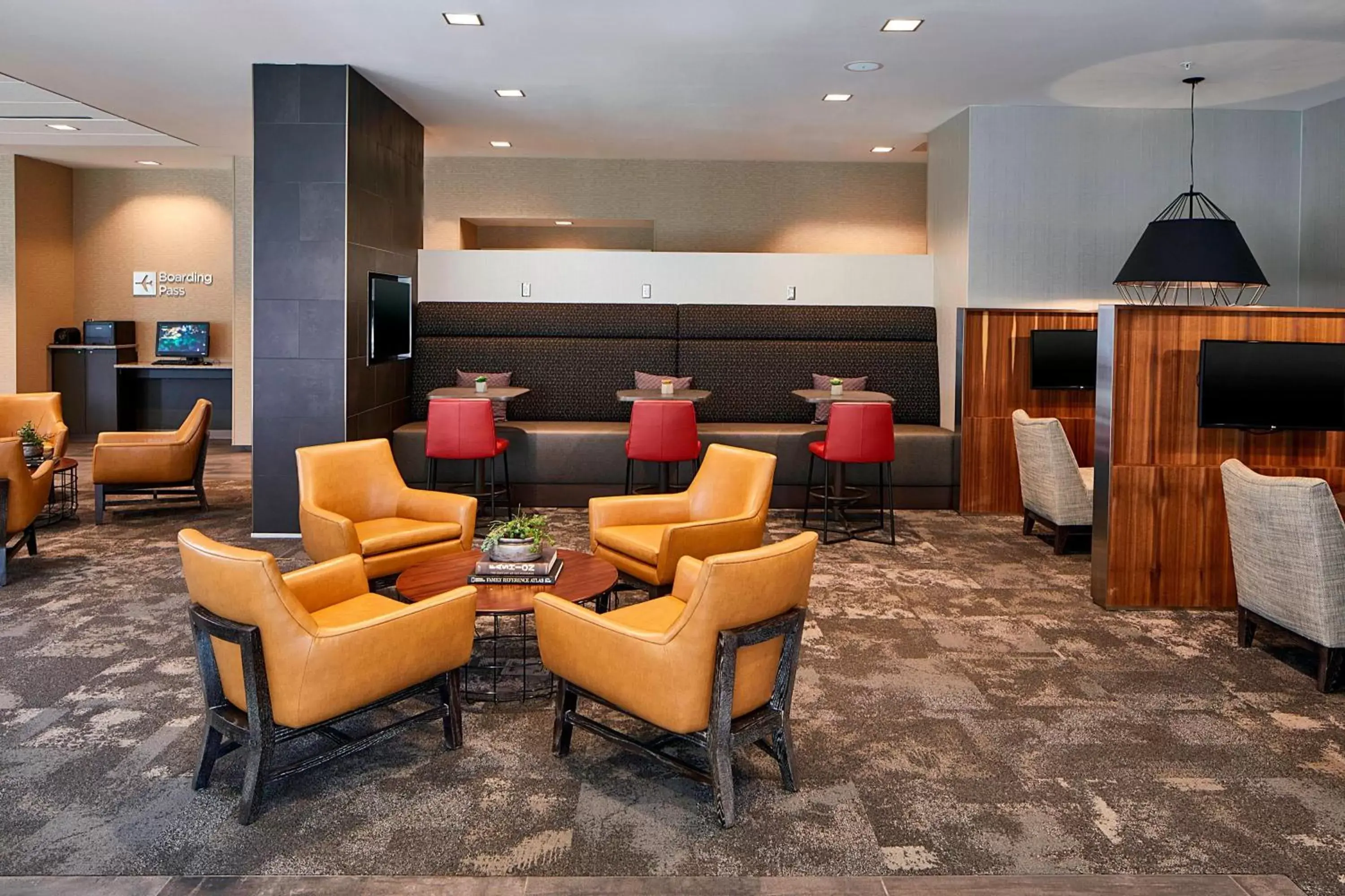 Lobby or reception in Courtyard by Marriott Minneapolis West