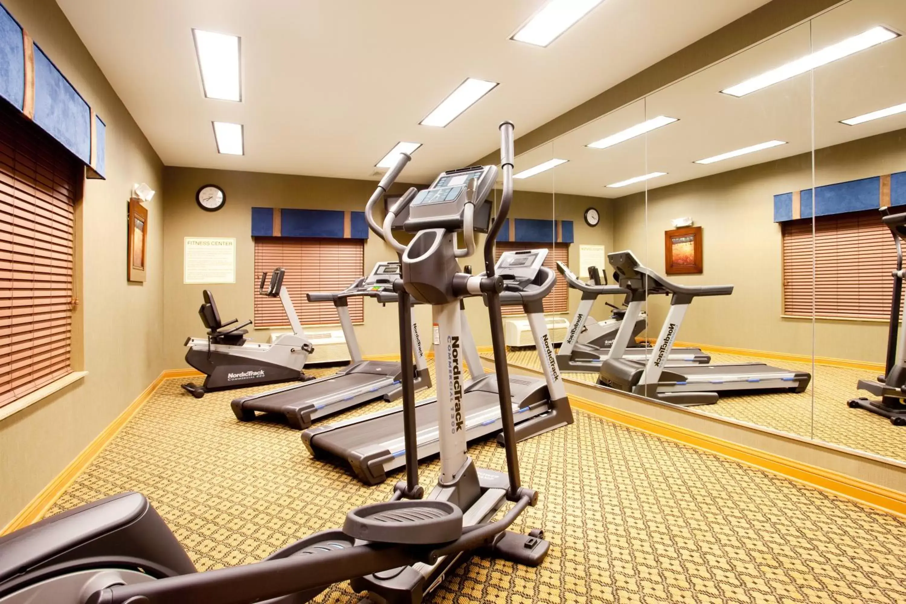 Fitness centre/facilities, Fitness Center/Facilities in Holiday Inn Express Hotel & Suites Chicago South Lansing, an IHG Hotel