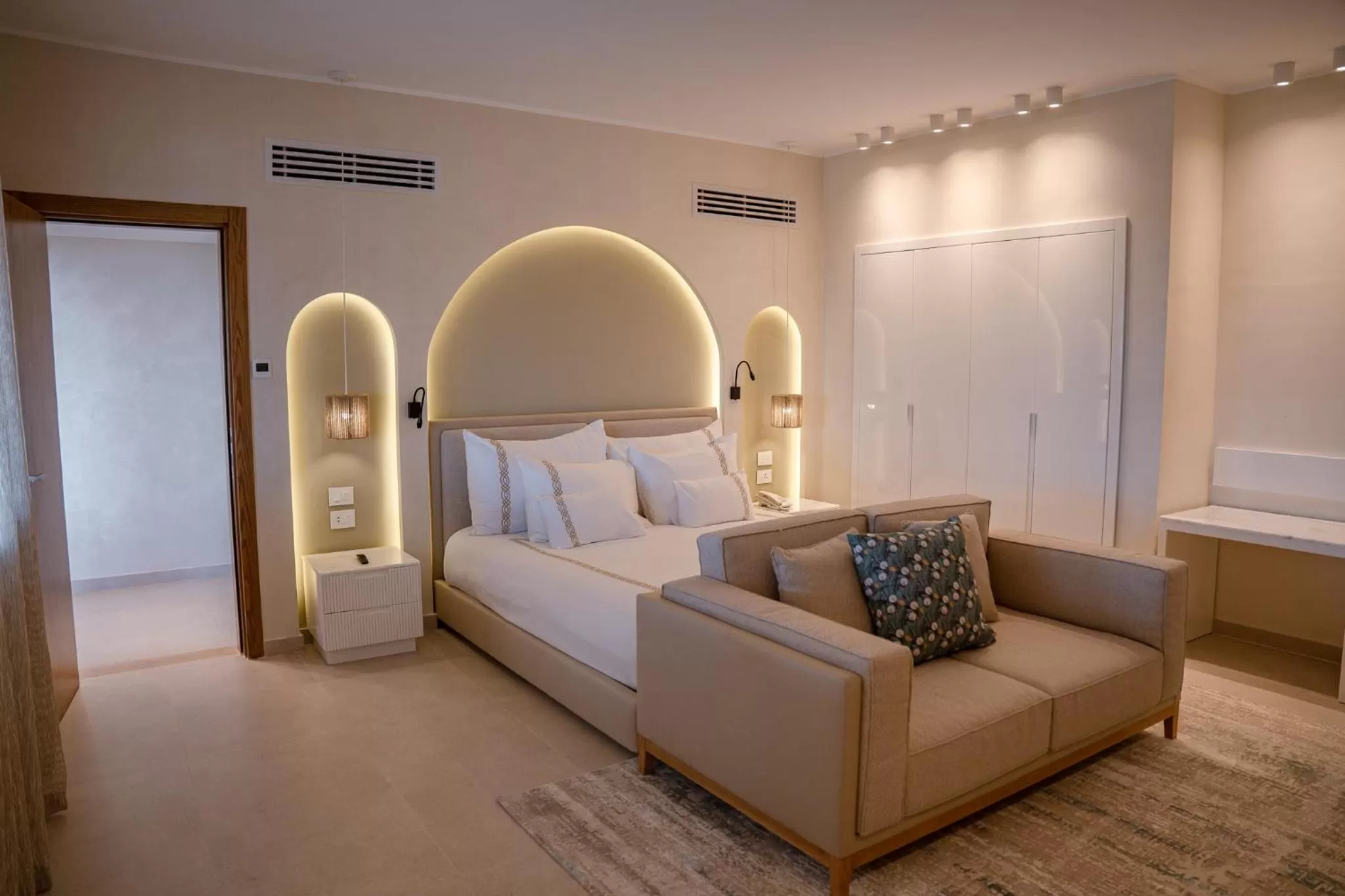 Bedroom, Bed in Fort Arabesque Resort, Spa & Villas