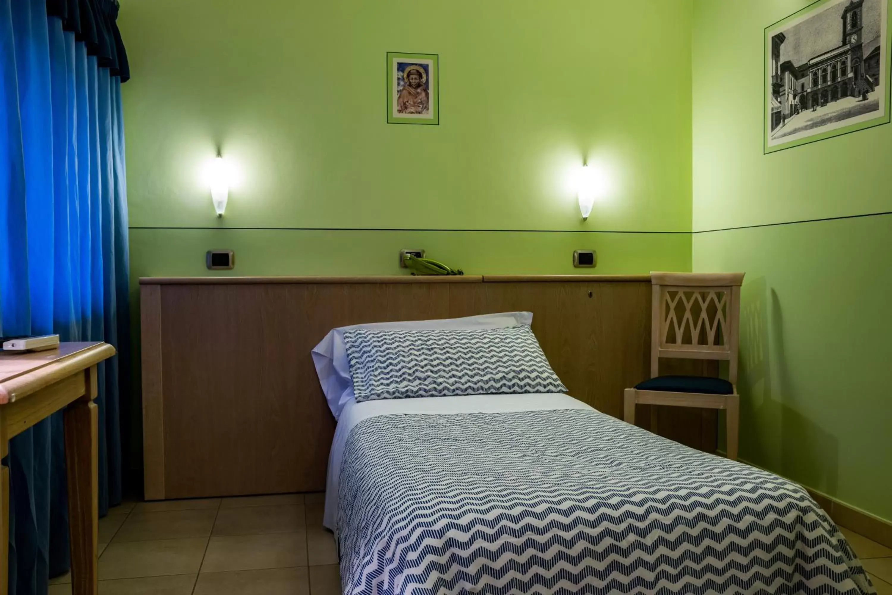 Bedroom, Bed in Hotel Cladan
