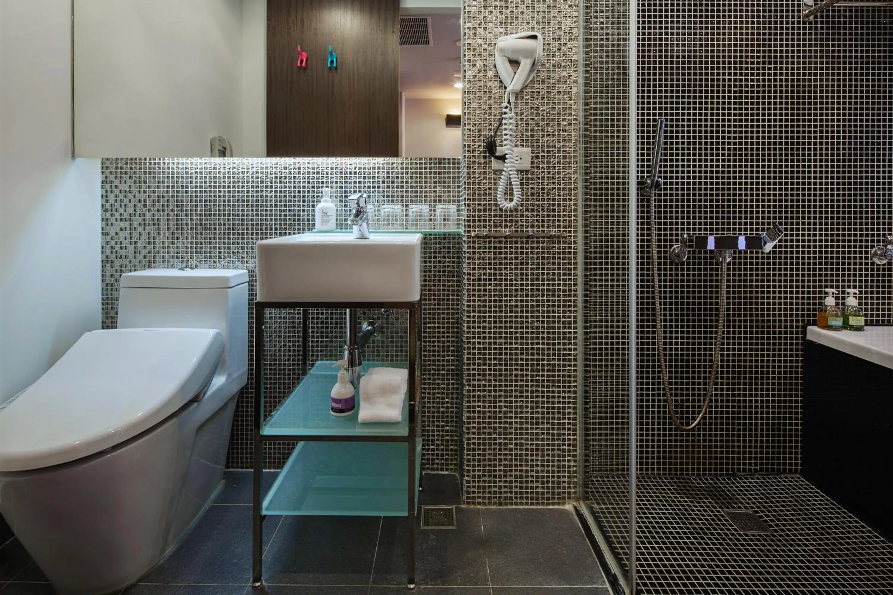 Toilet in Hotel Les Champs Hualien