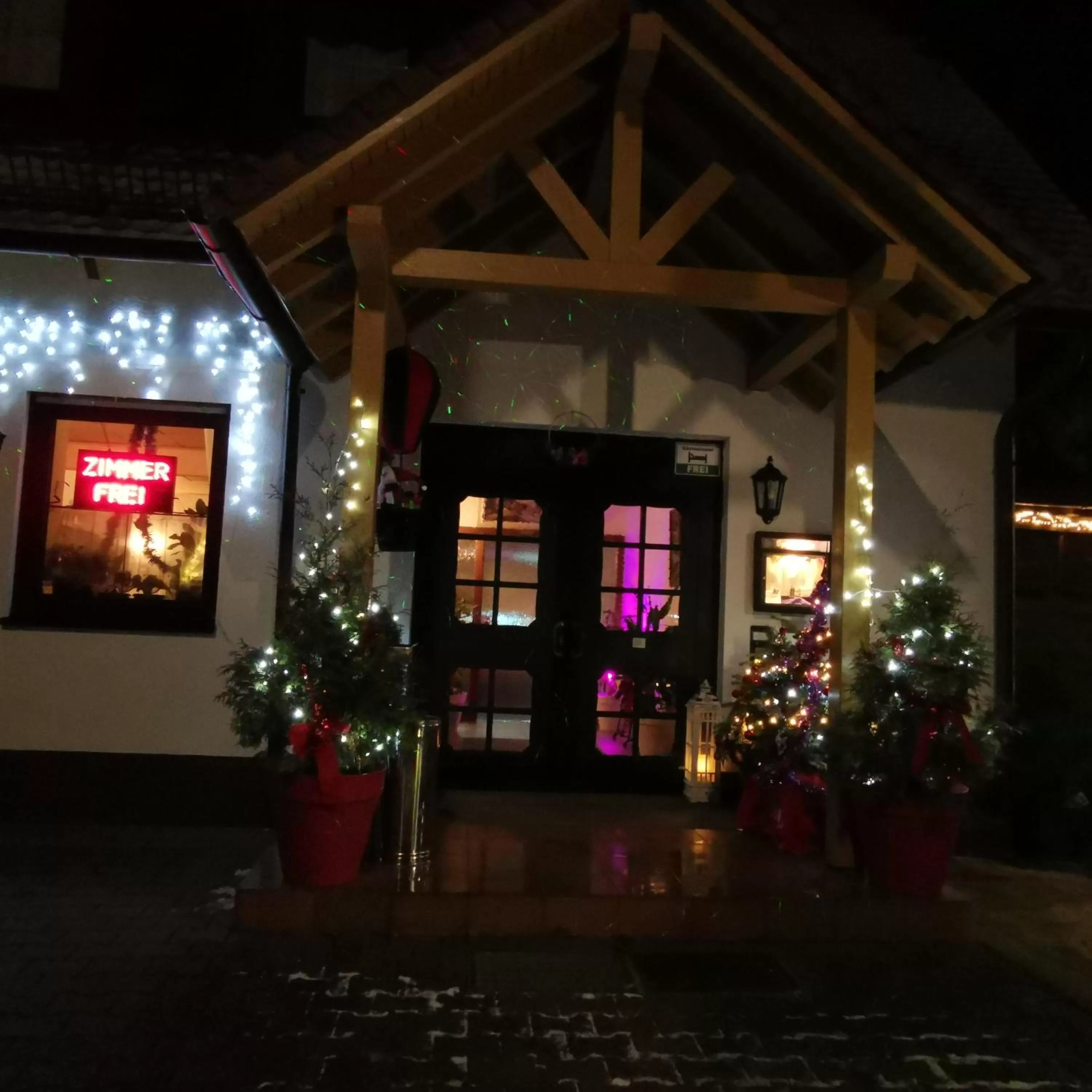 Property building in Frankenstube-Winkelhaid