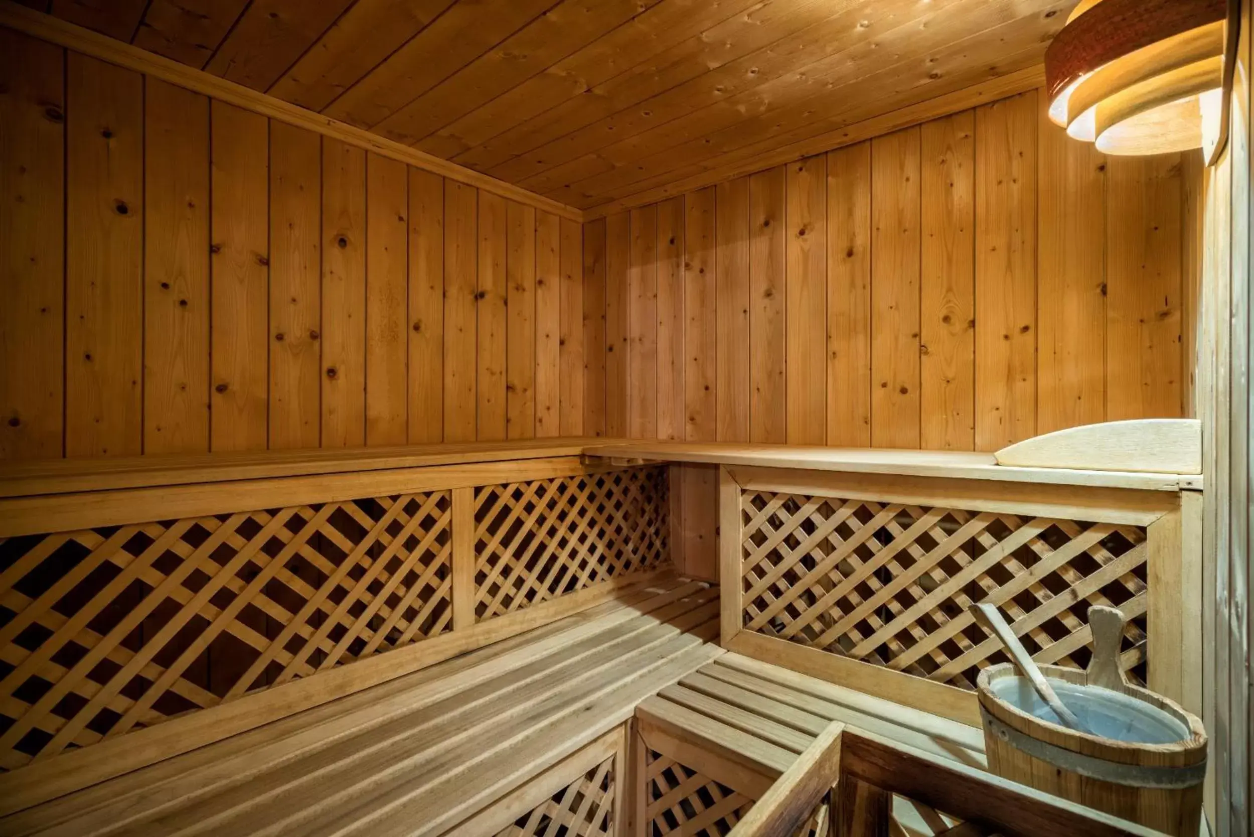 Sauna in Hotel Canada