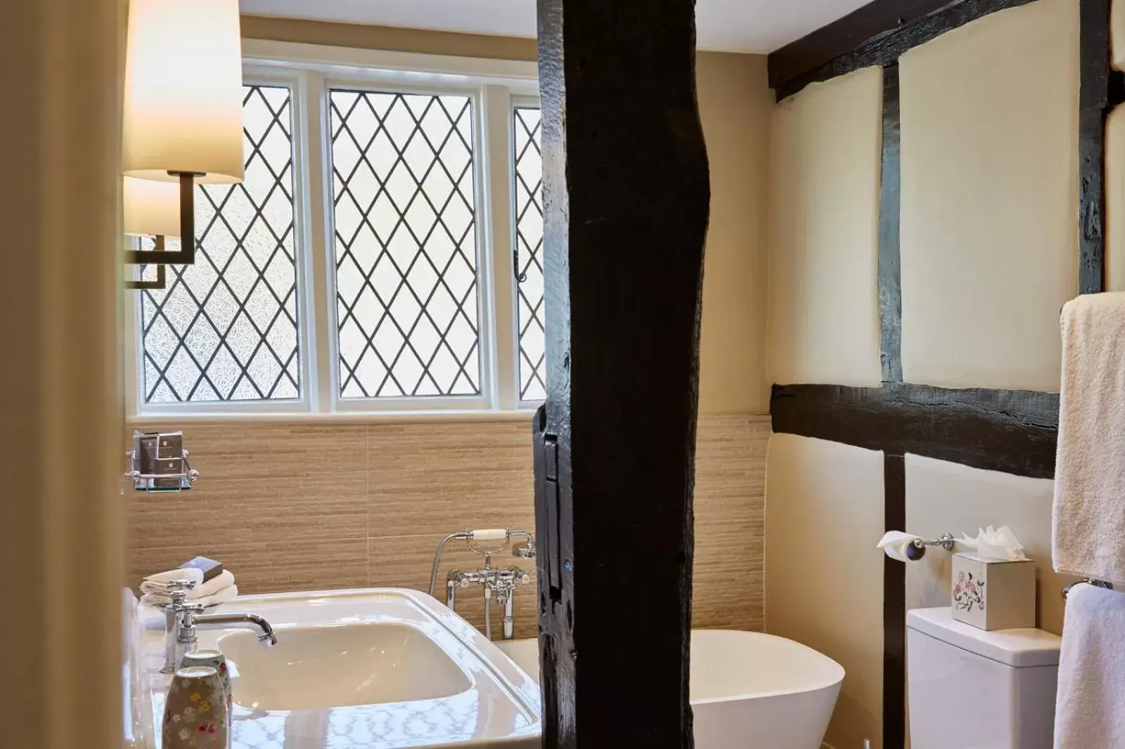 Feature Room - single occupancy in Ockenden Manor Hotel & Spa Feature Room - single occupancy in Ockenden Manor Hotel & Spa