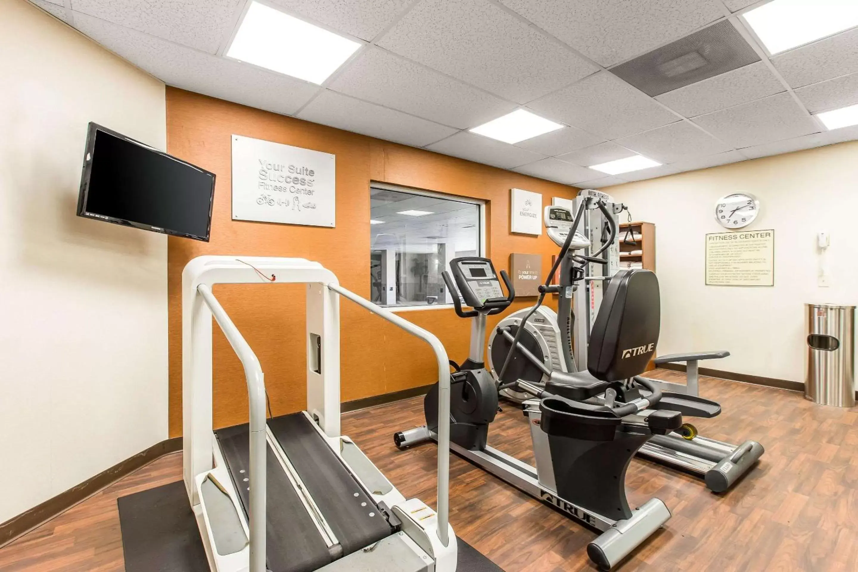 Fitness centre/facilities, Fitness Center/Facilities in Comfort Suites Forsyth near I-75