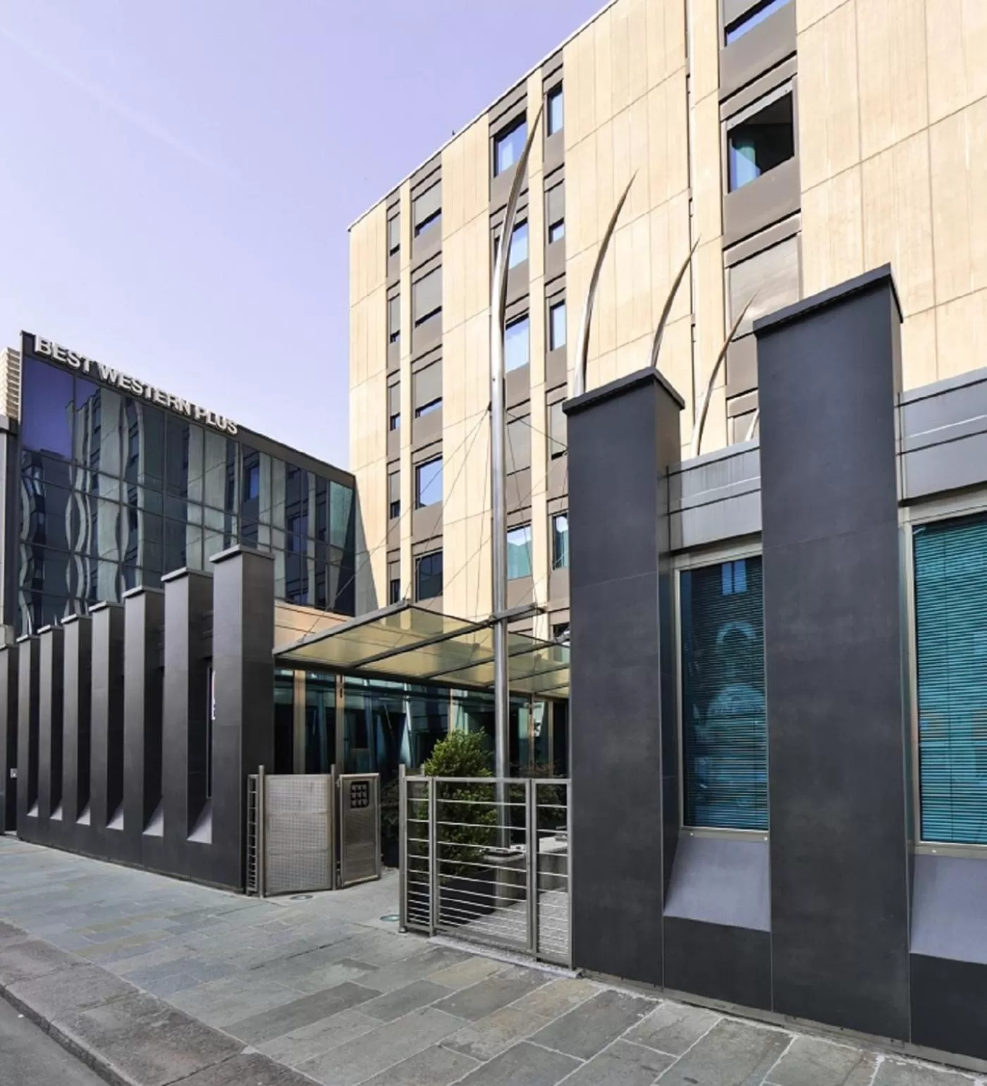 Facade/entrance in Best Western Plus Executive Hotel and Suites