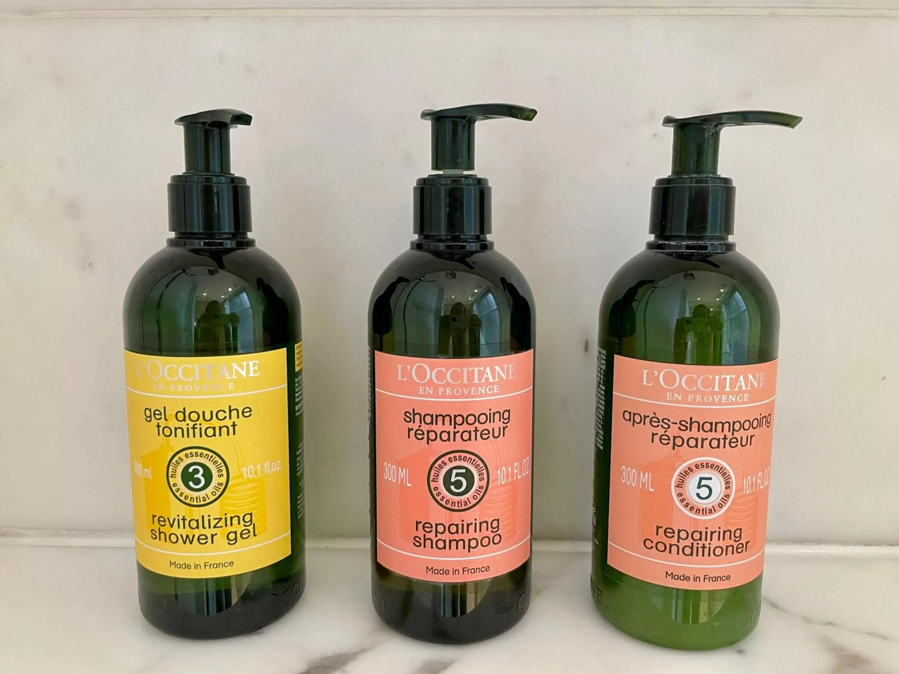 Bathroom in Eccleston Square Hotel